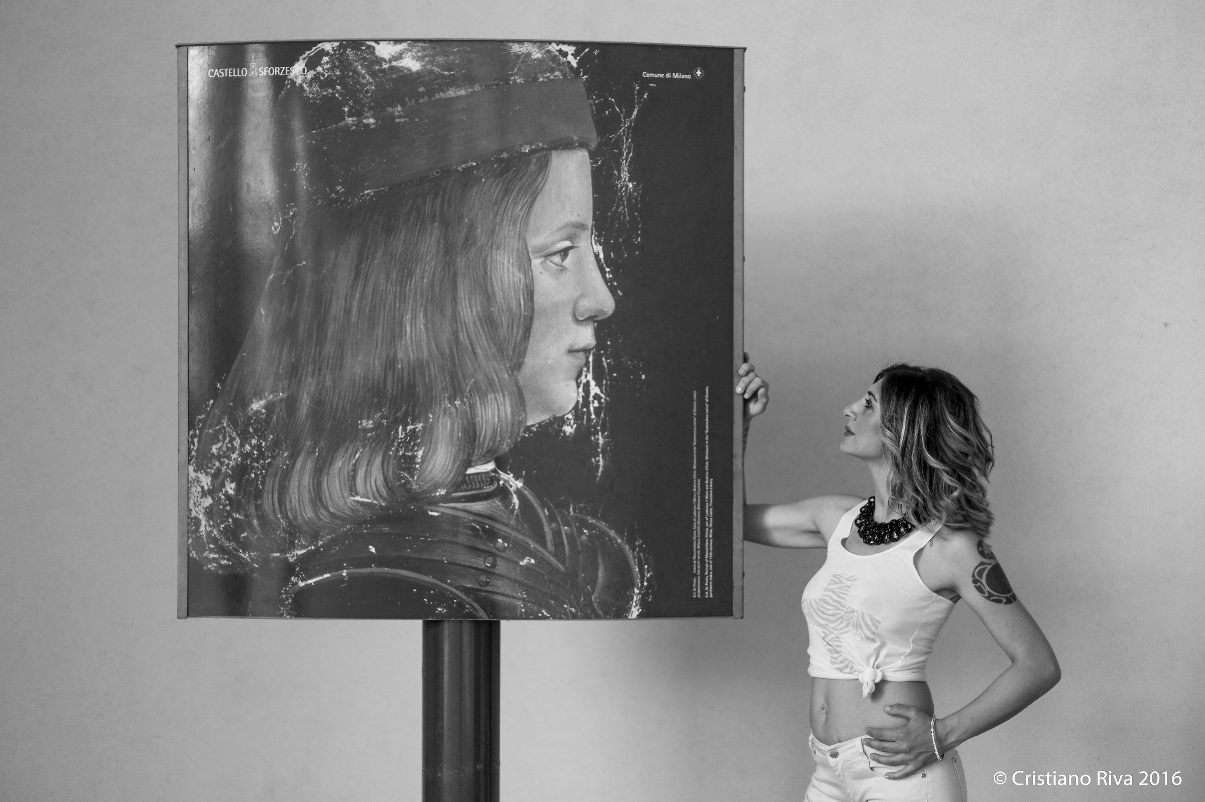The face to face Tiziana (black and white)