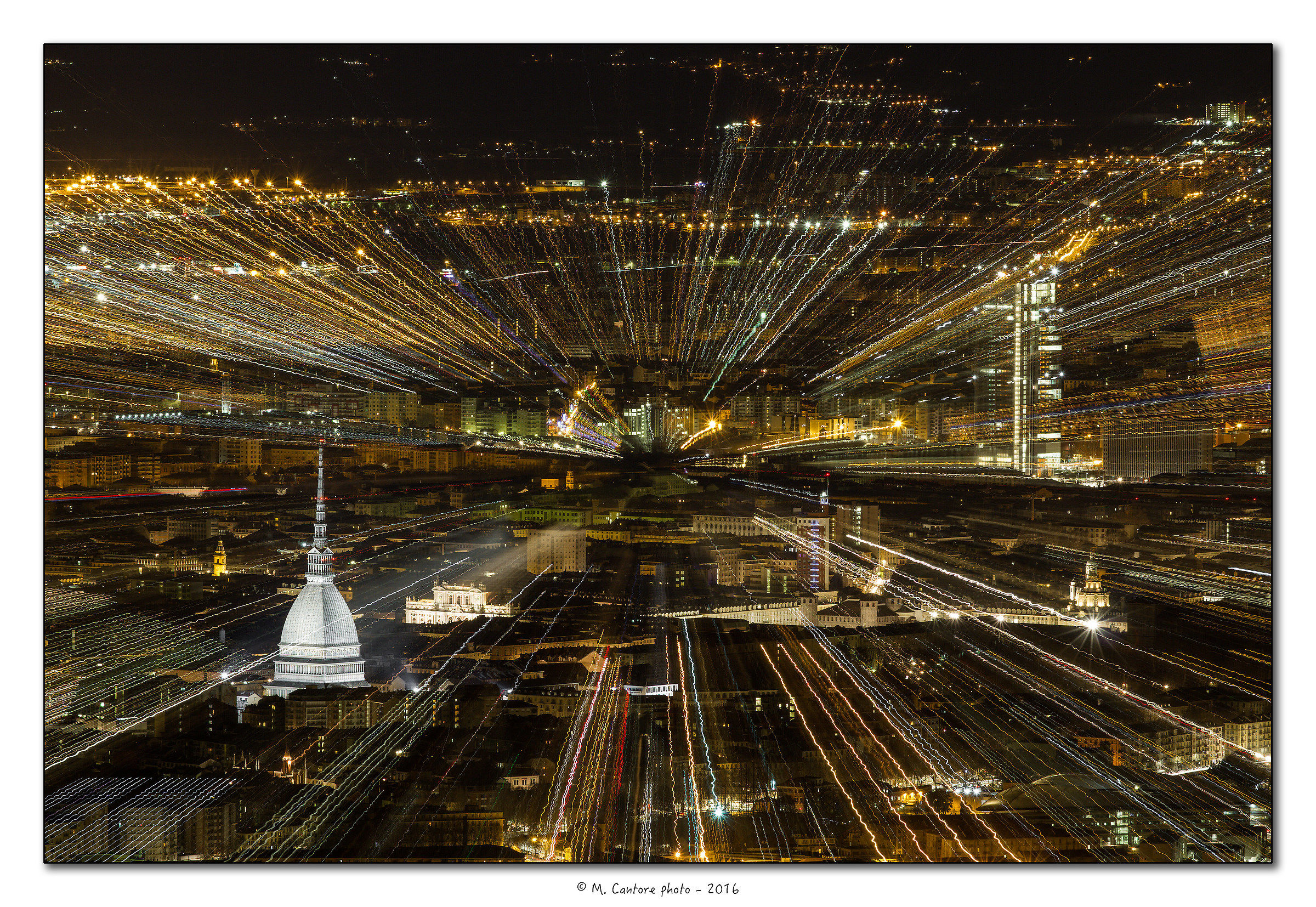 Giocando con le luci di Torino