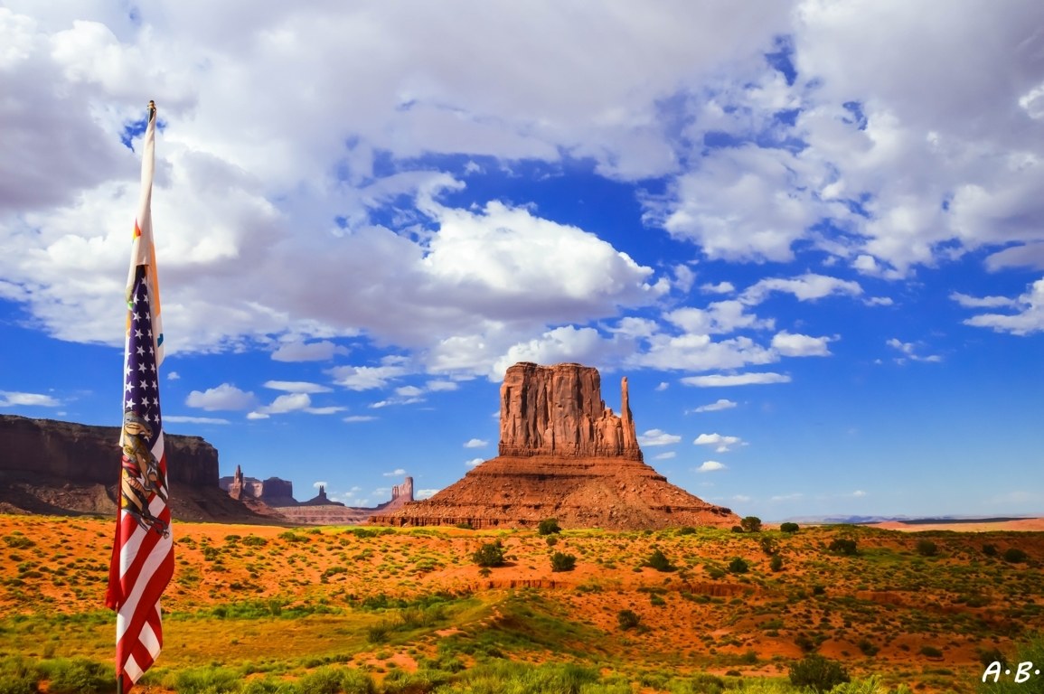 Elephant Butte - Monument Valley