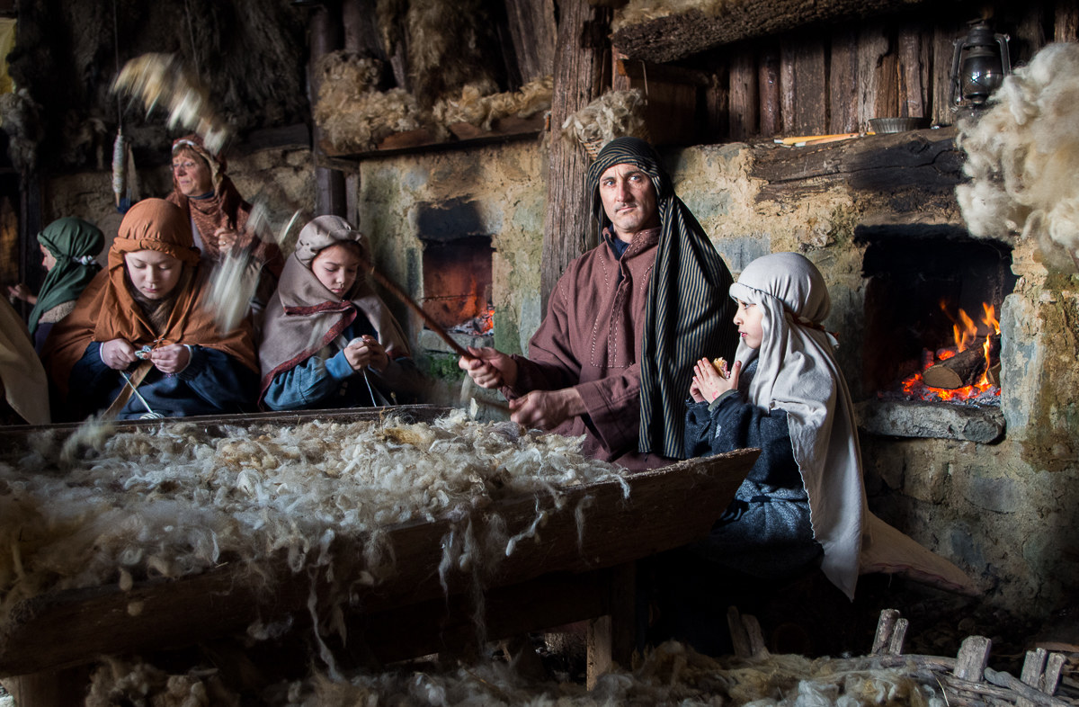 Wool weavers