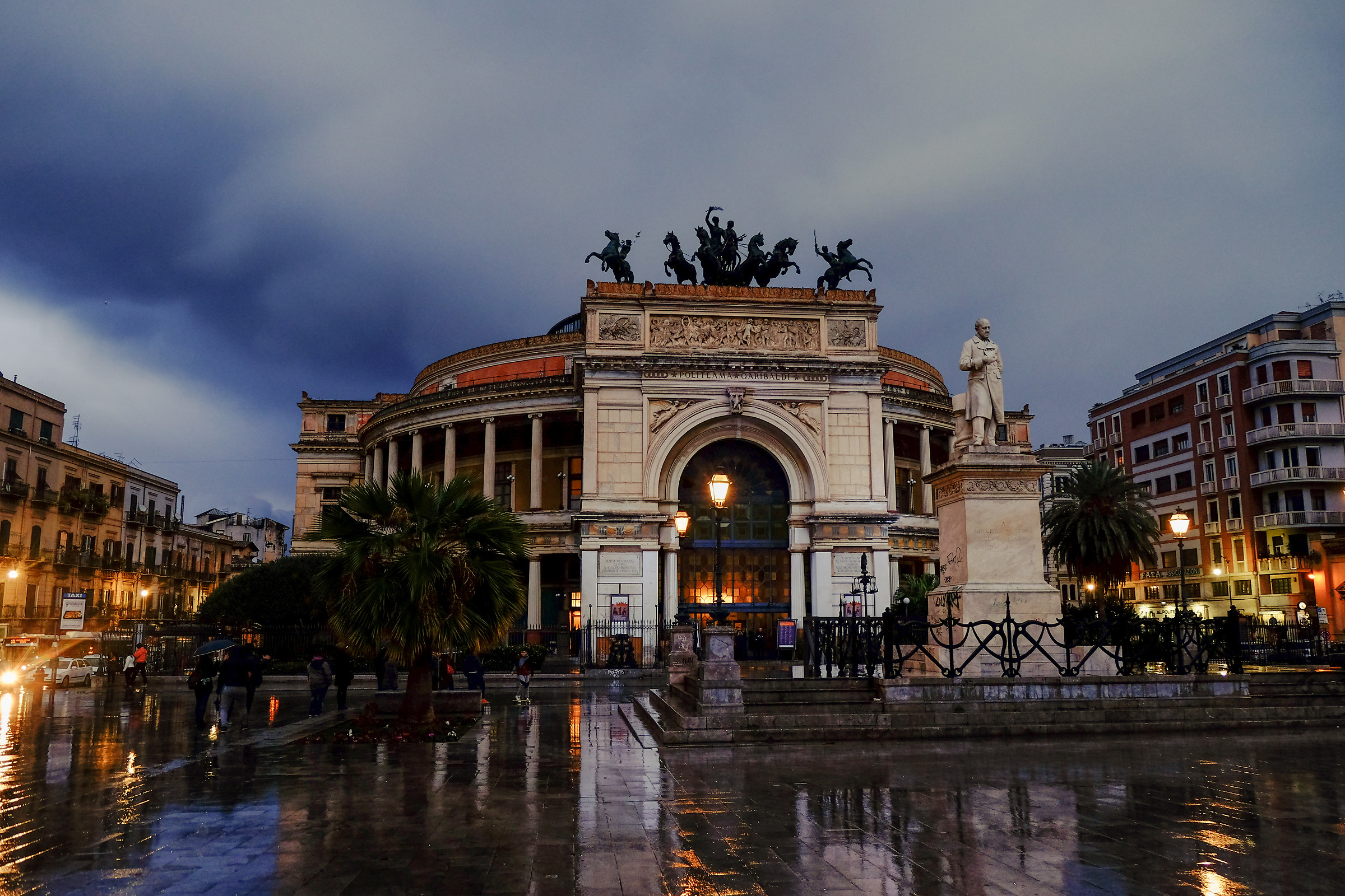 P.zza Politeama - Palermo