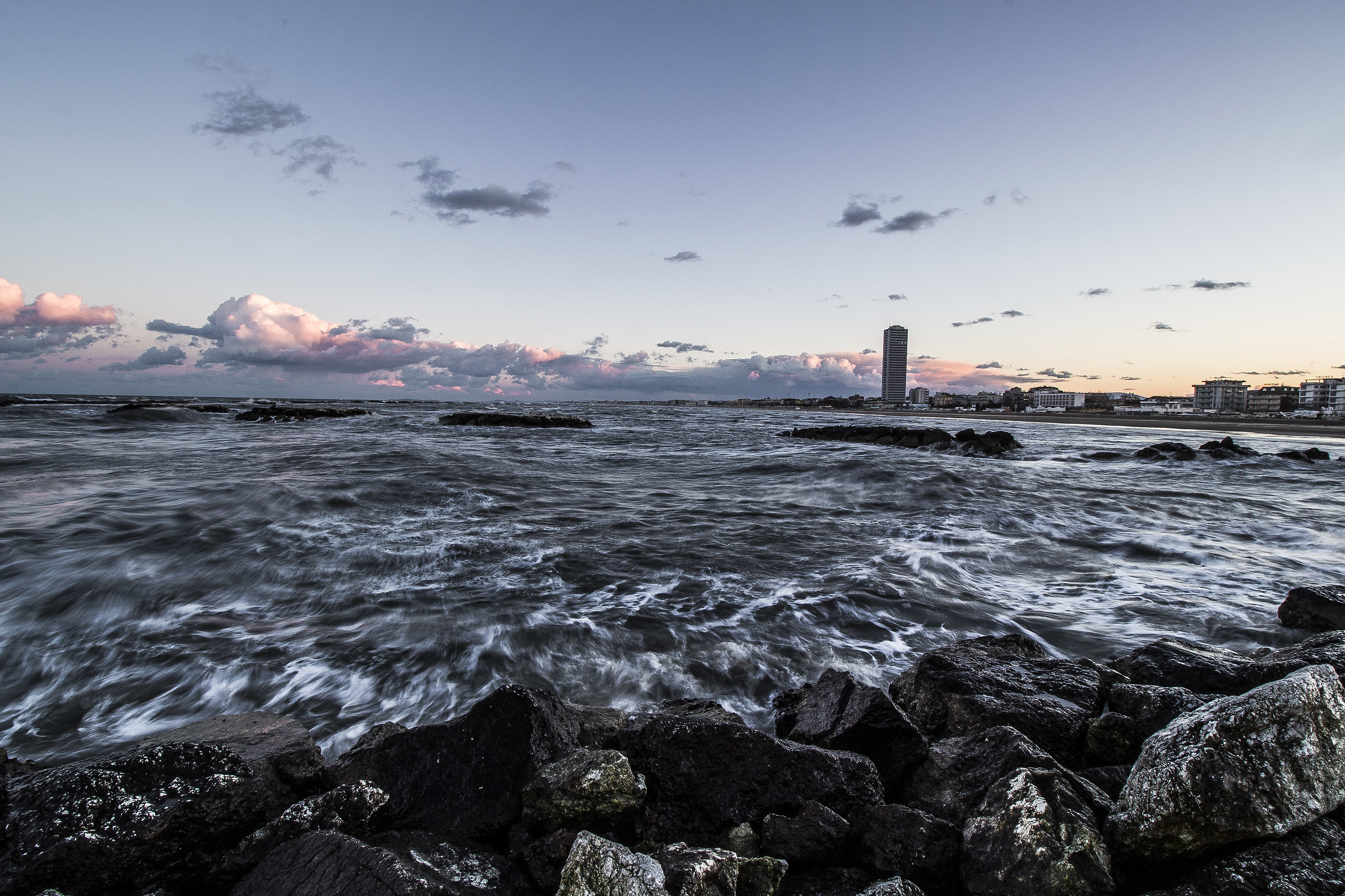 Mare mosso a Cesenatico