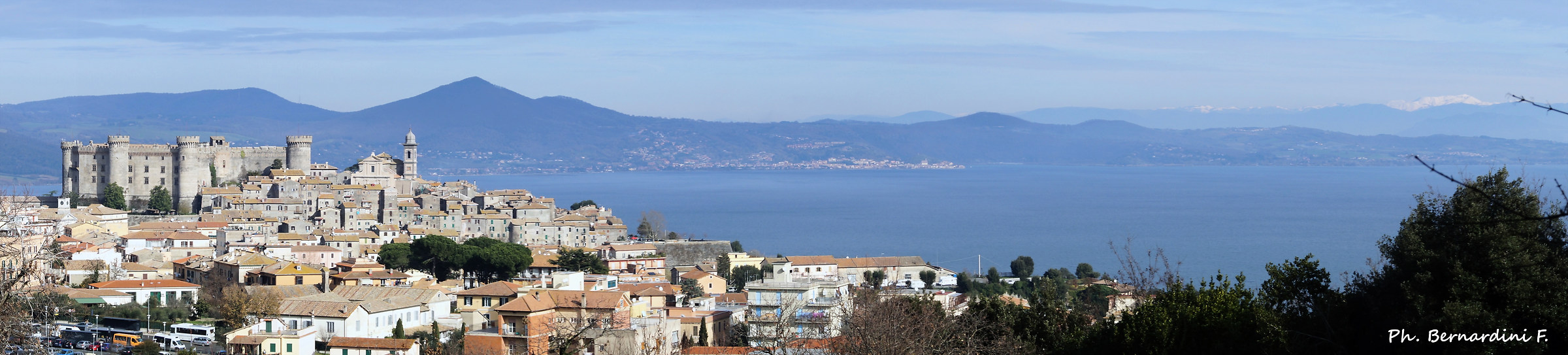Il Castello e il Lago