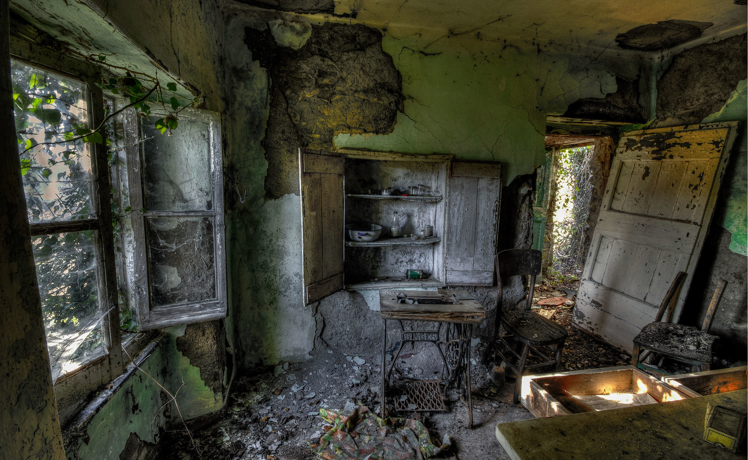 Luvega (Ge) The green room ...