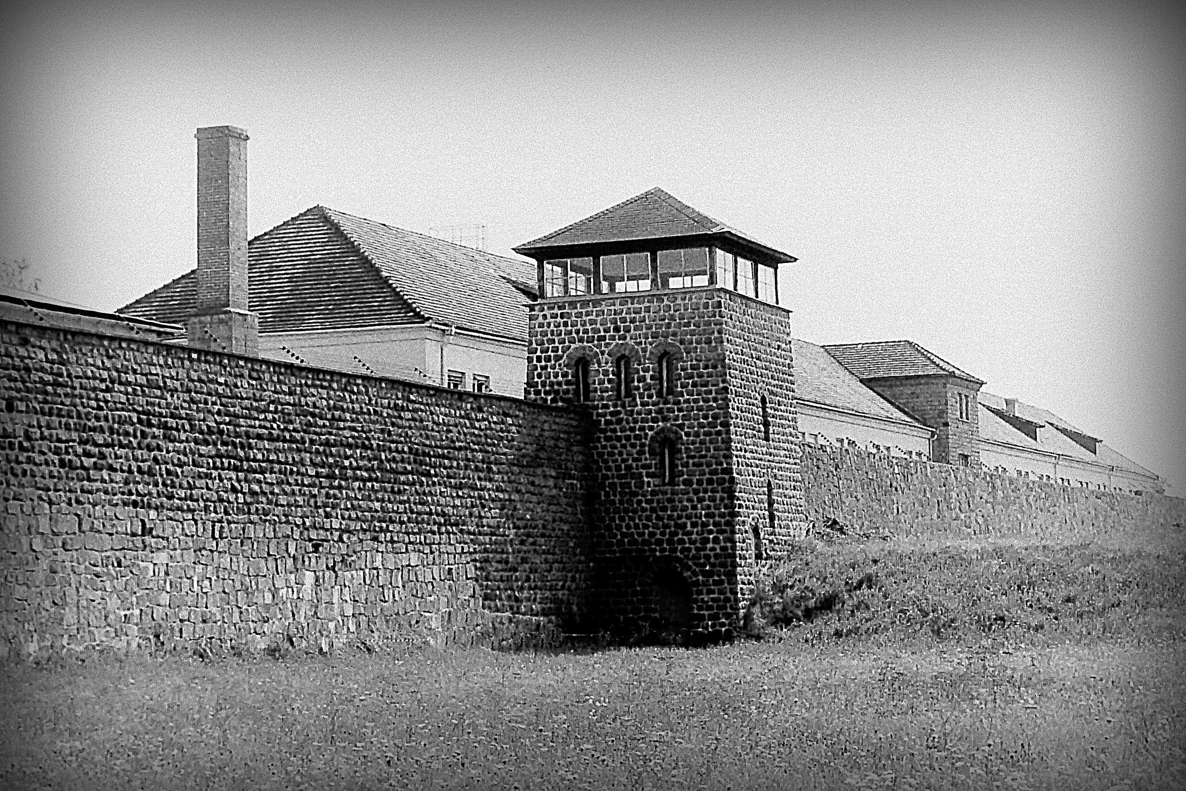 Mauthausen / 2 " Per non dimenticare ......."