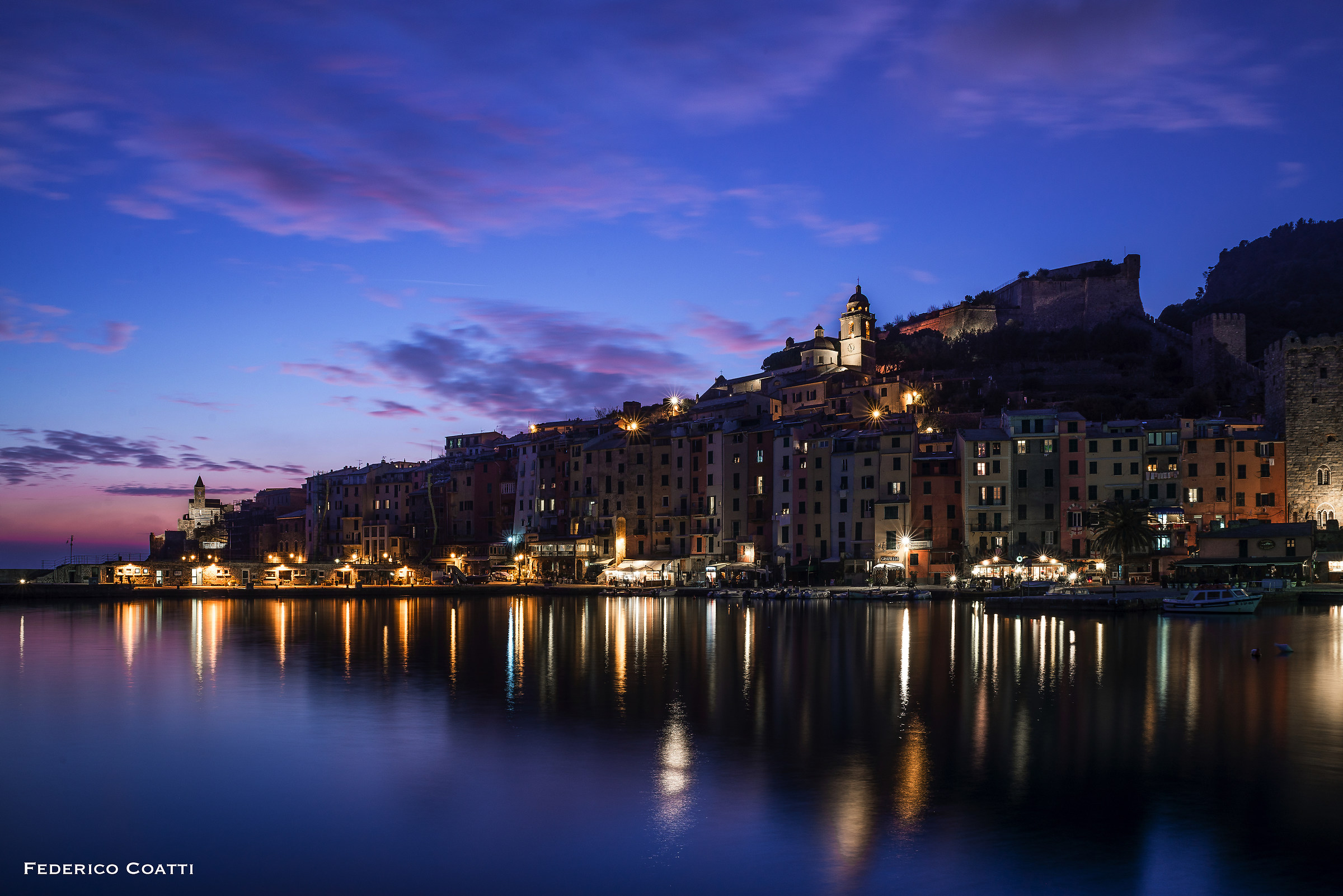 Cala la sera a Portovenere