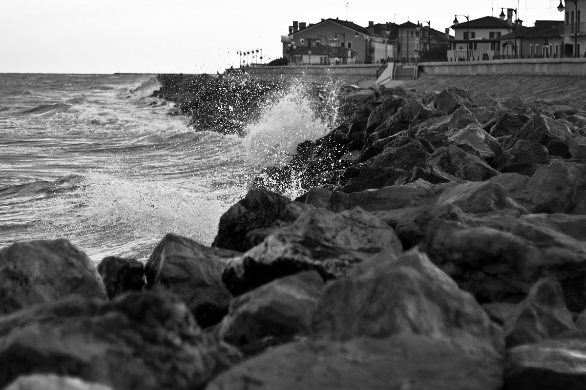 Caorle sea is angry
