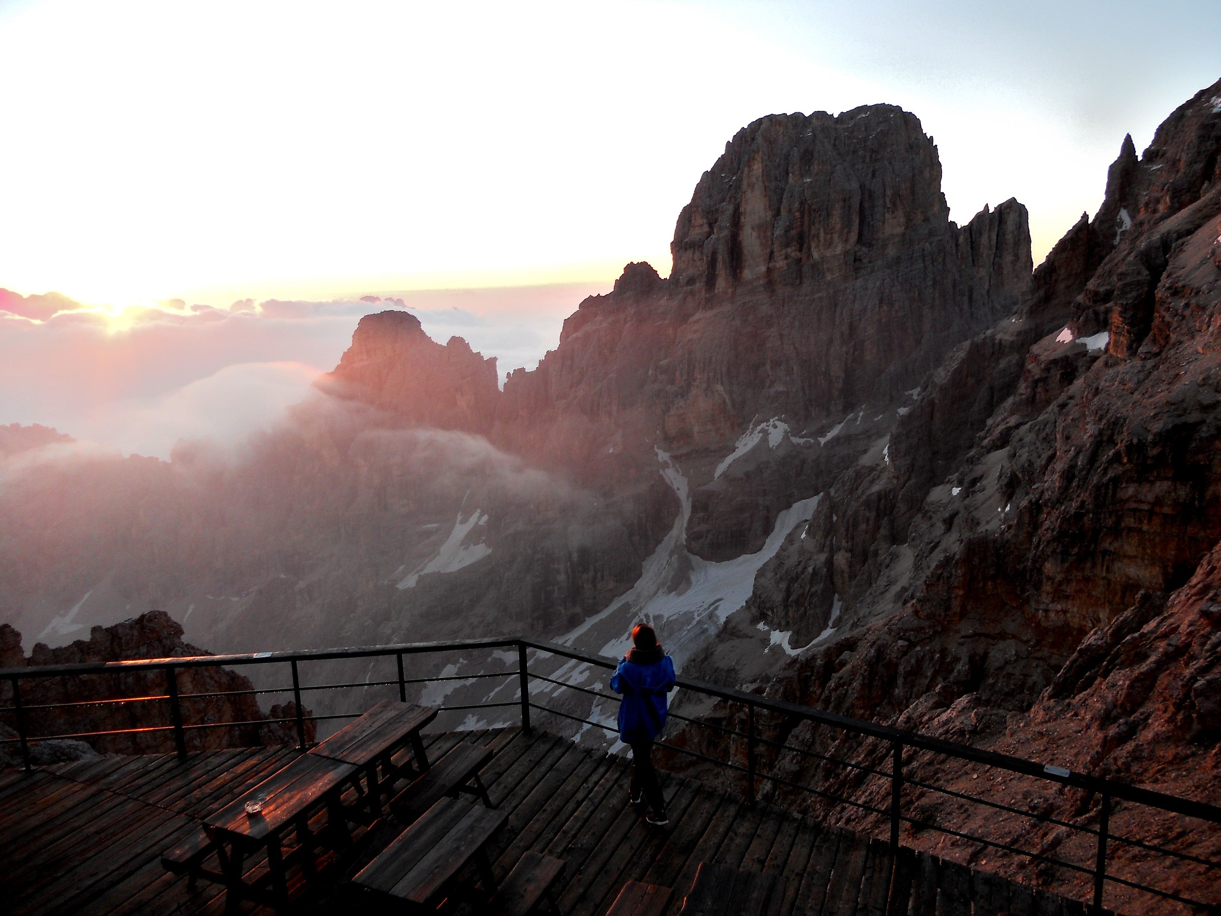 Dalla finestra del Rifugio Lorenzi 3