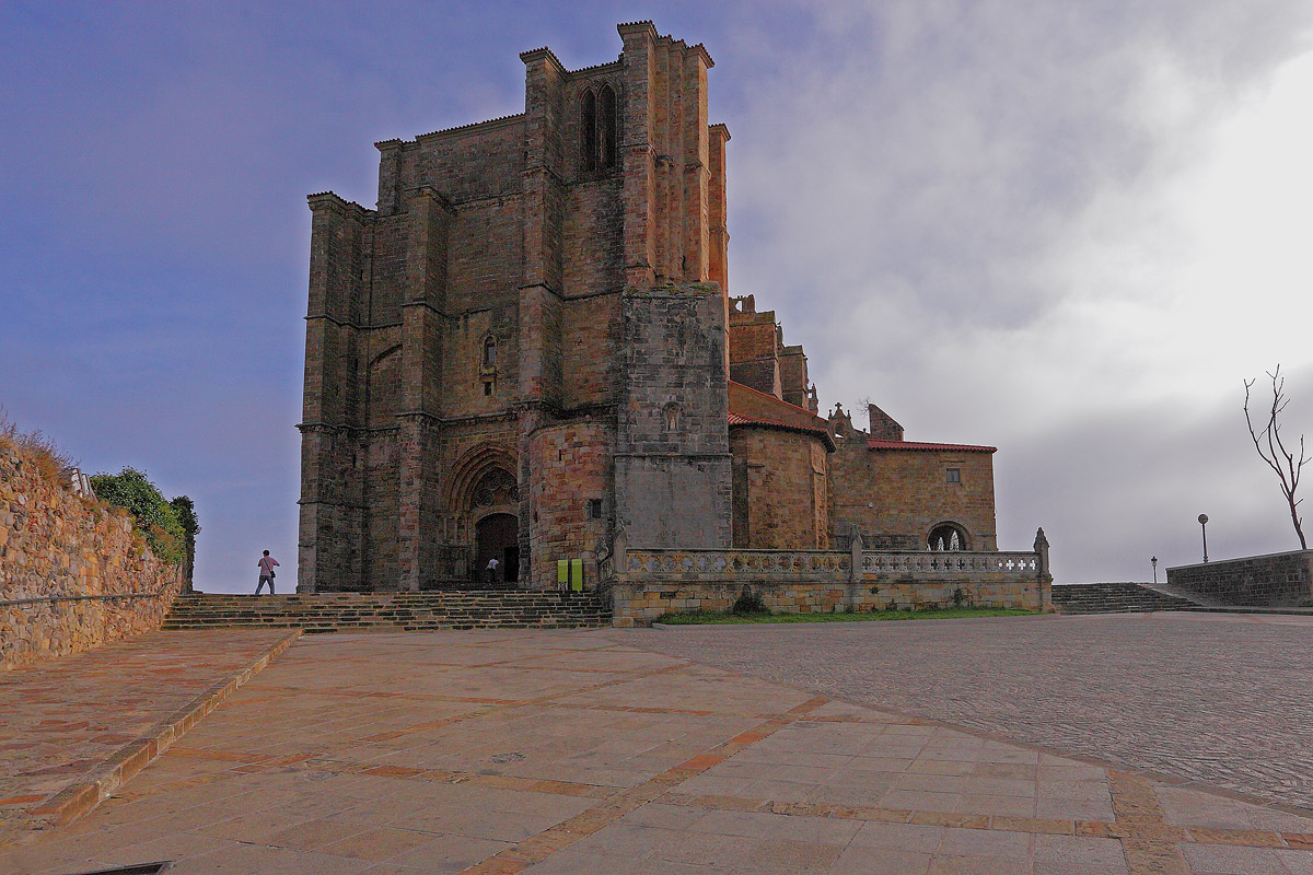 Santa María de la Asunción Castro Urdiales (Ca...