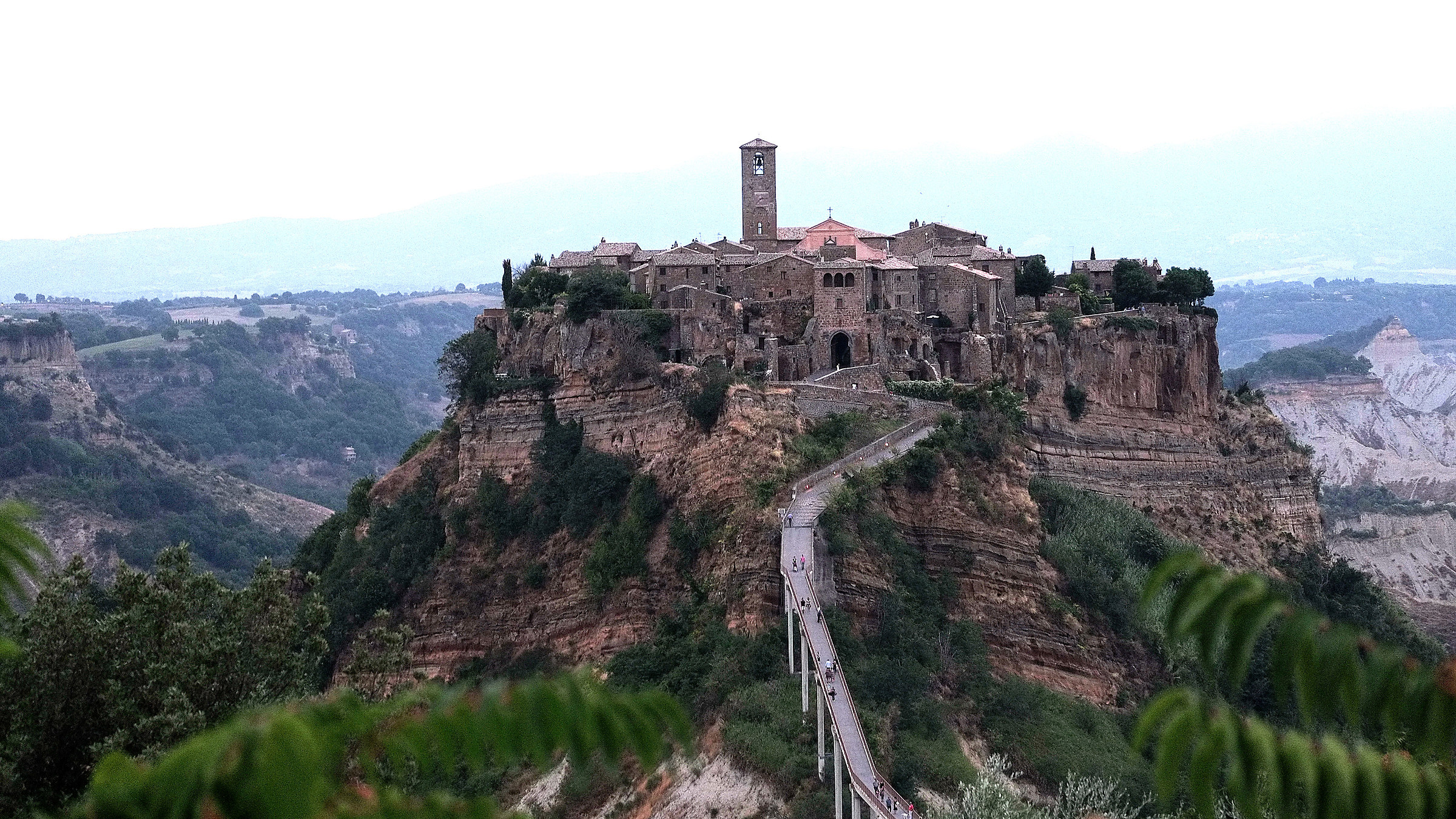 civita la "cittàmorta "