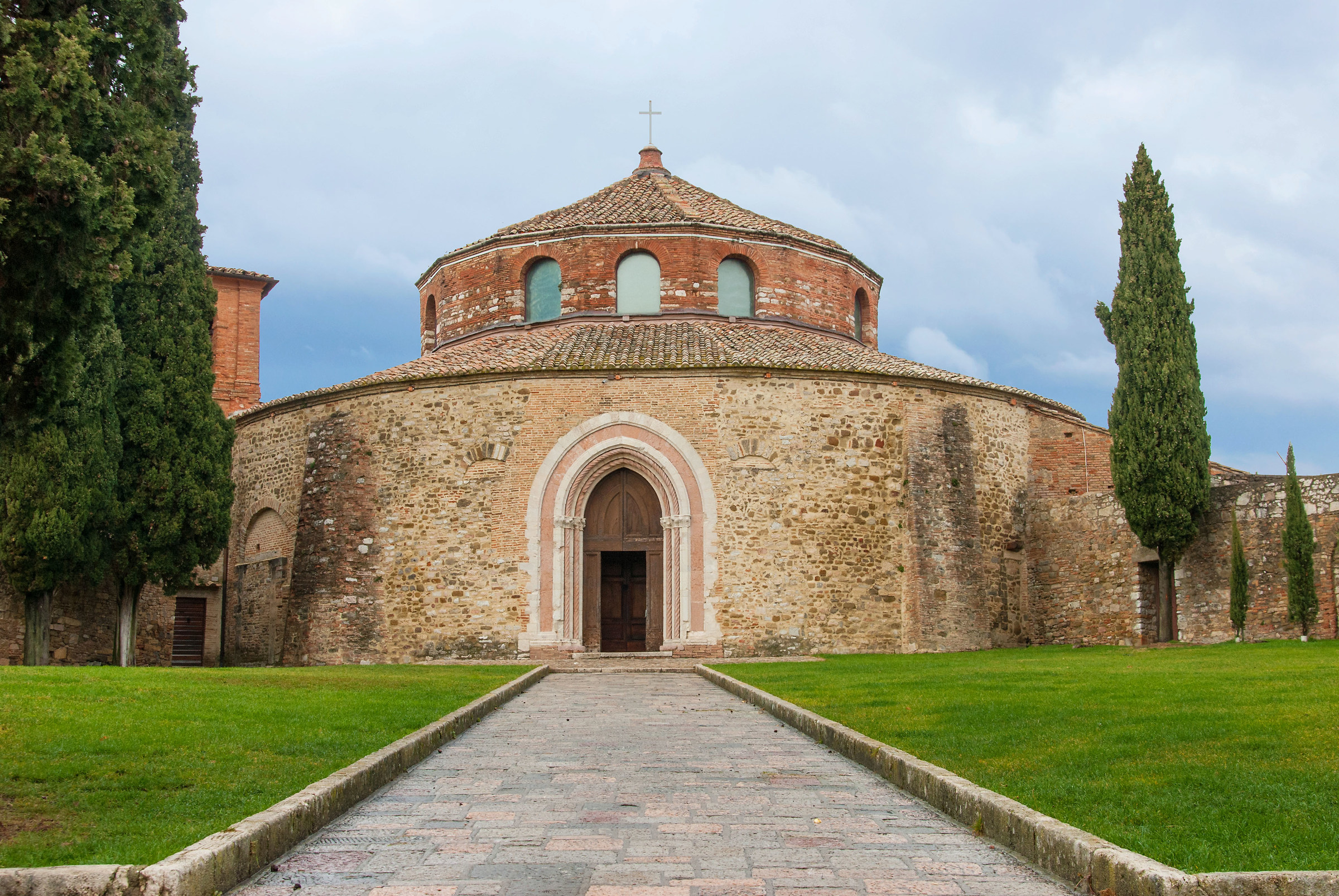 Church of San Michele Arcangelo (pg)