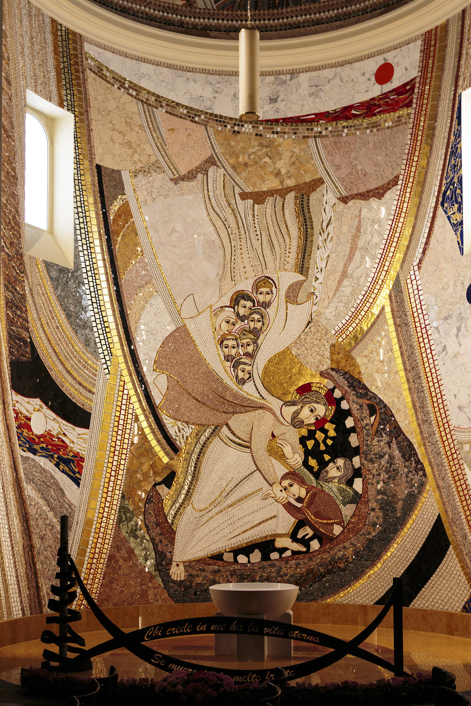 Casciago VA - Chiesa S. Agostino-Mosaico di p. Rupnik.