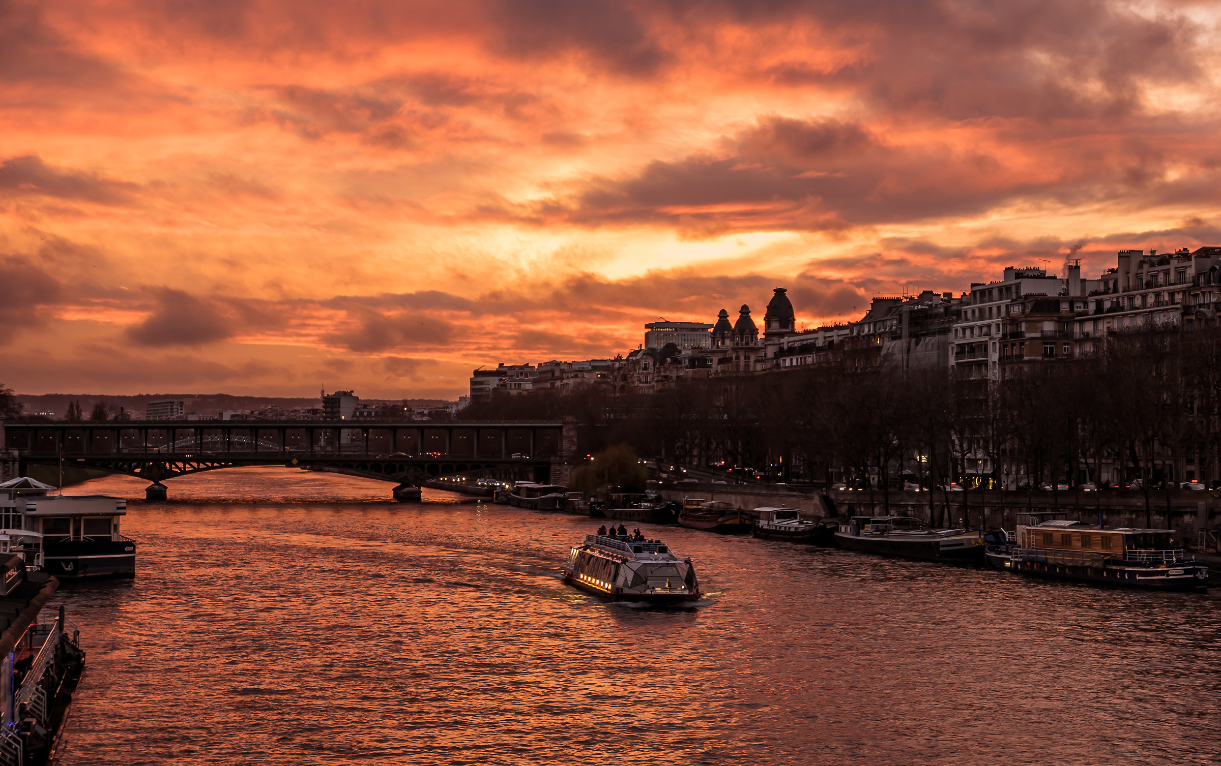 Seine en rouge