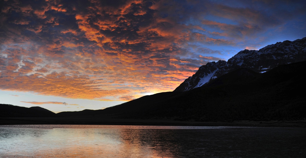 Sunrise on the Plans Sirente