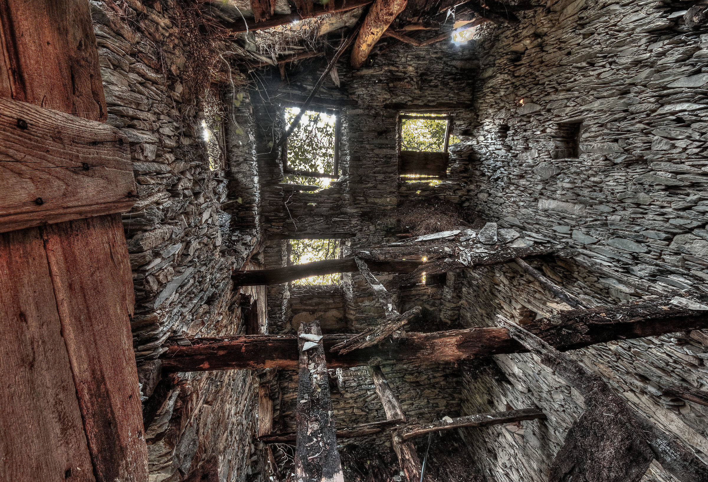 Fontanabuona valley (Ge) ... the abyss, interior devastated