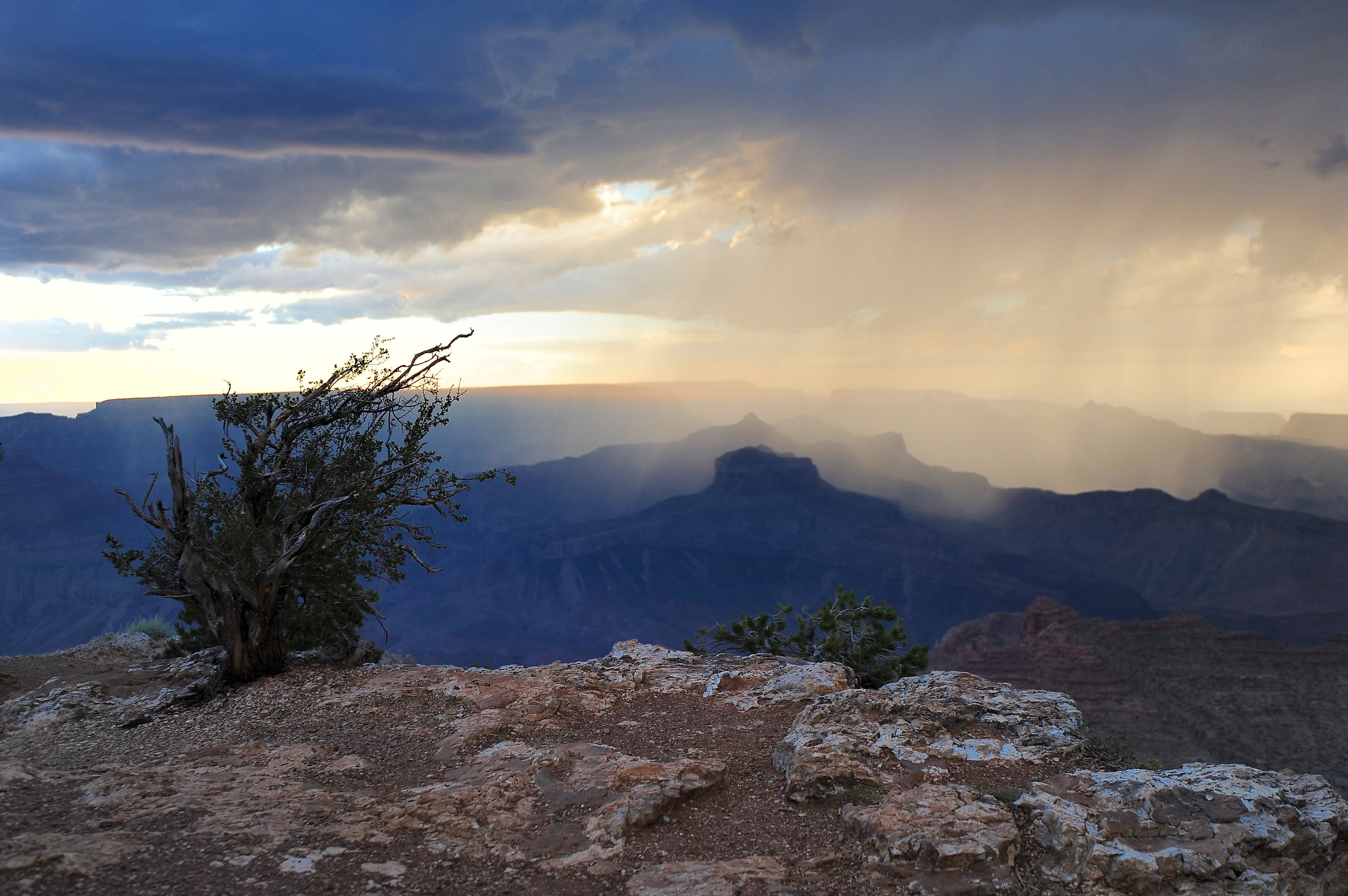 pioggia al Grand Canyon 1