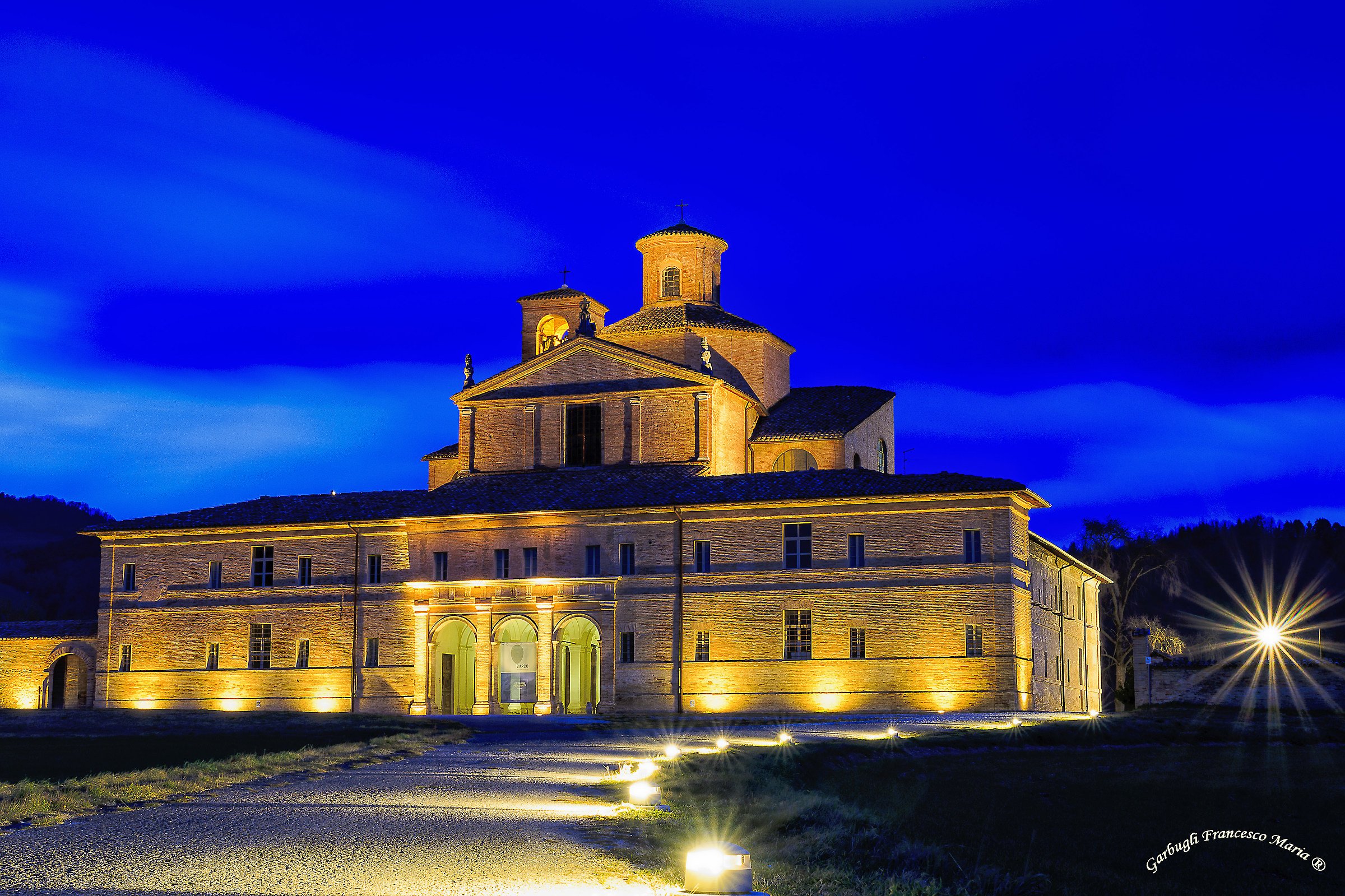 Now the Blue barco Urbania