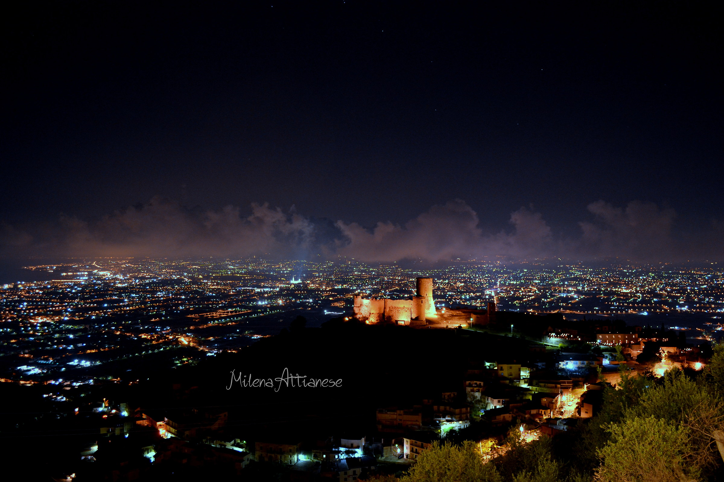 Castello notturno, Lettere (Na)