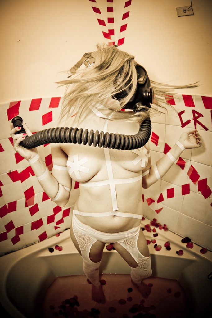 "The Escape Artist" - Gas_Mask_Version_4