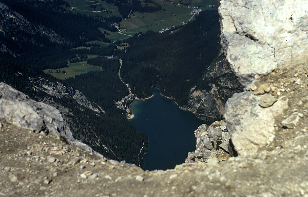 Lago di Brajes dalla Croda del Becco