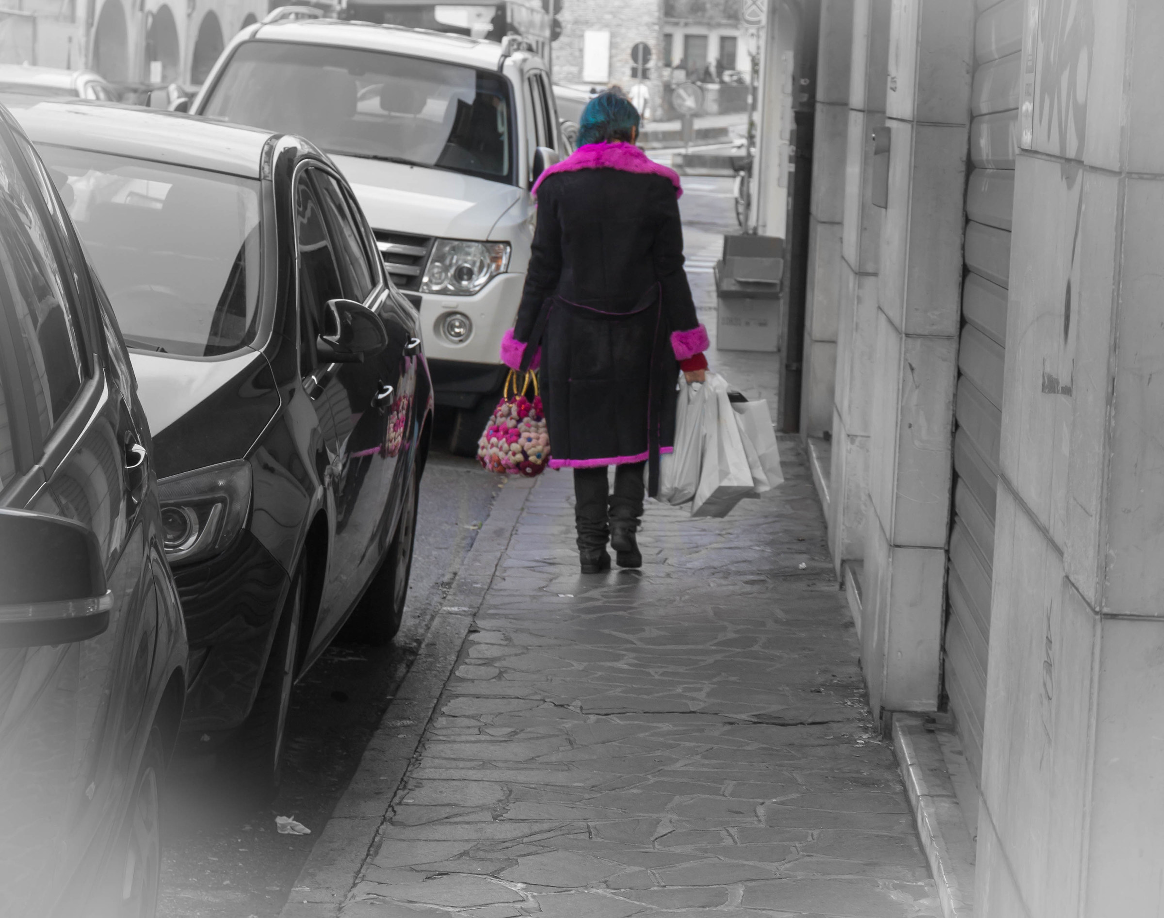 Ci vuole un po' di colore nella grigia quotidianit&agrav...