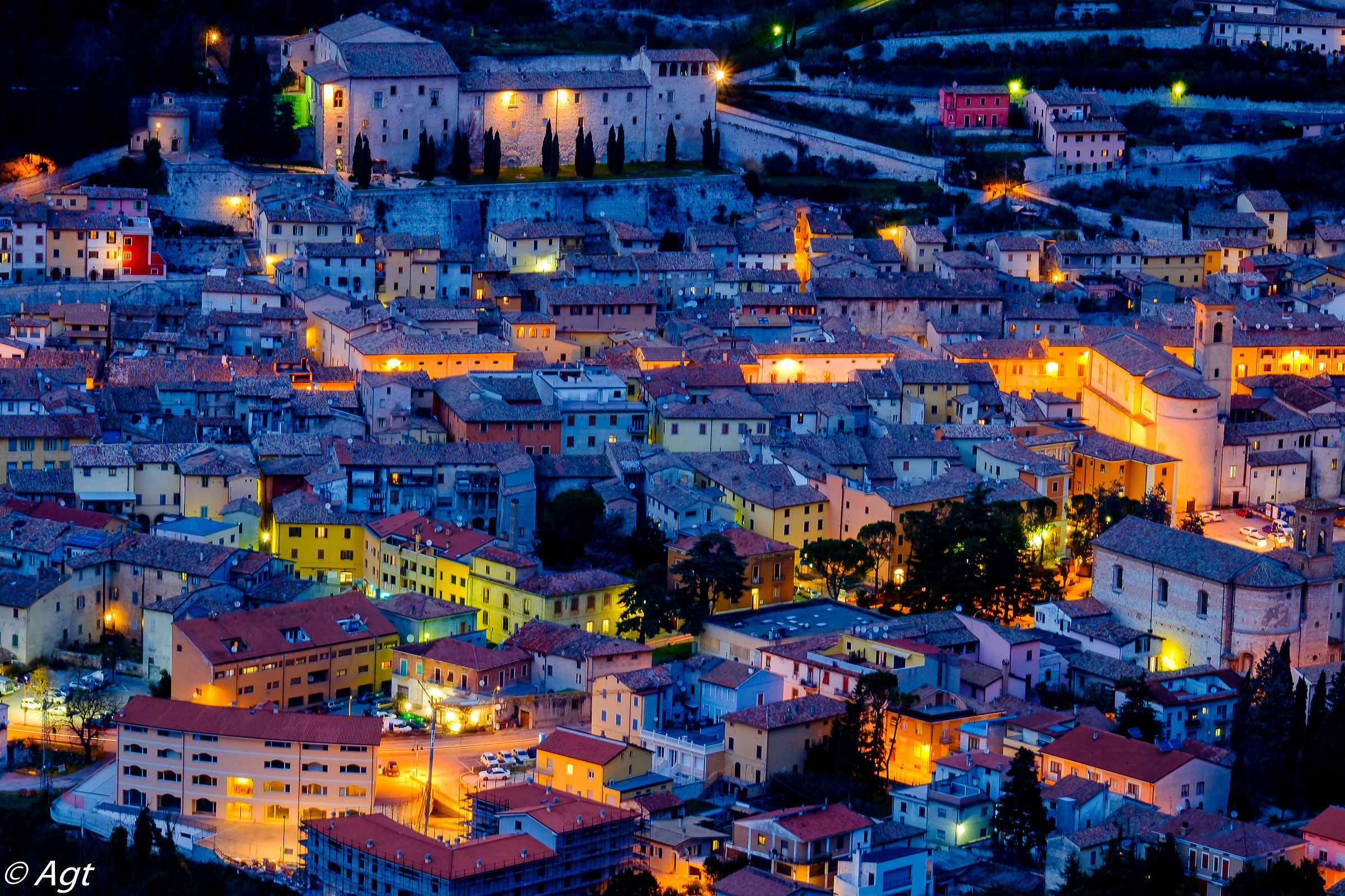 Fossombrone by night