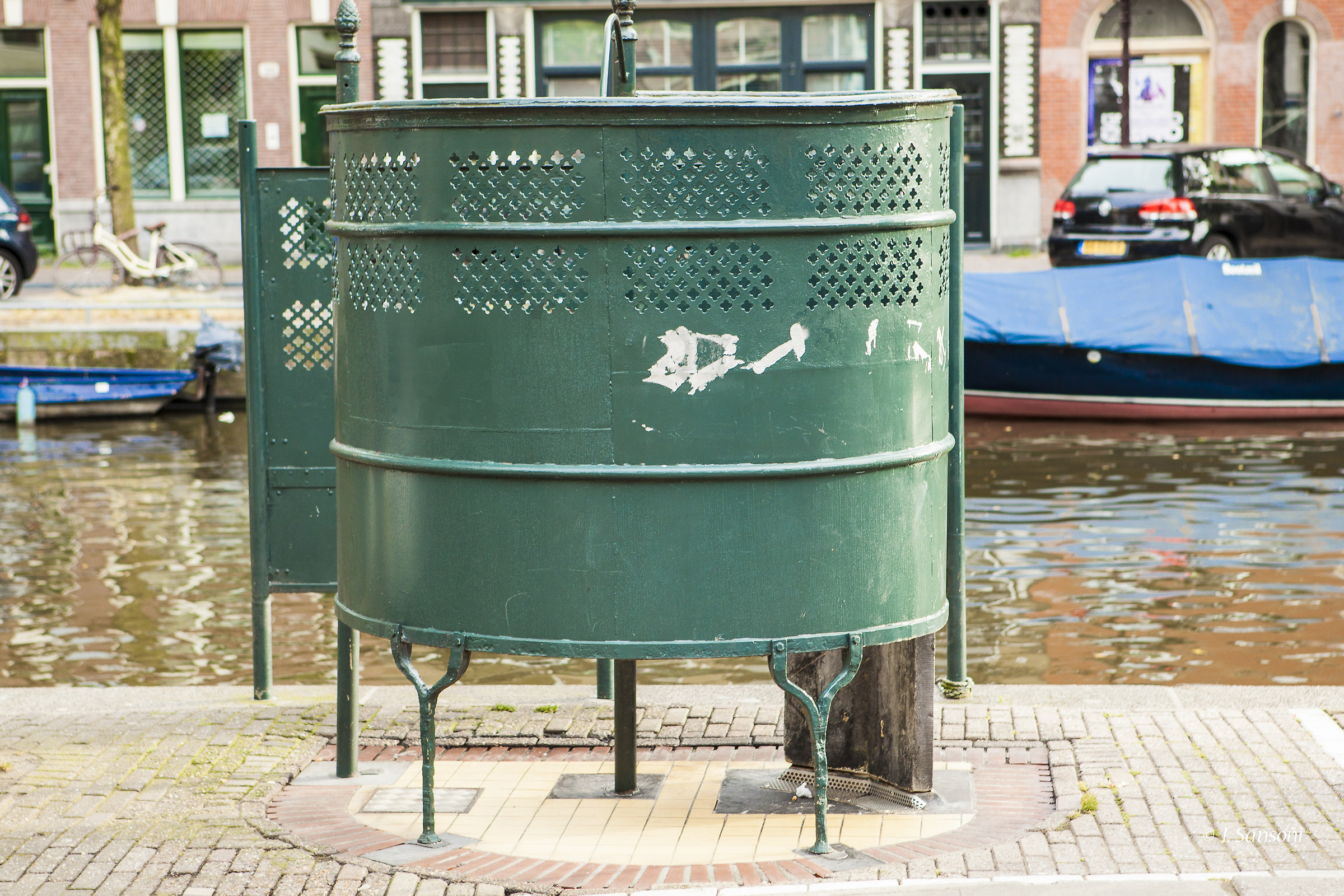 Amsterdam ... Vespasian ...