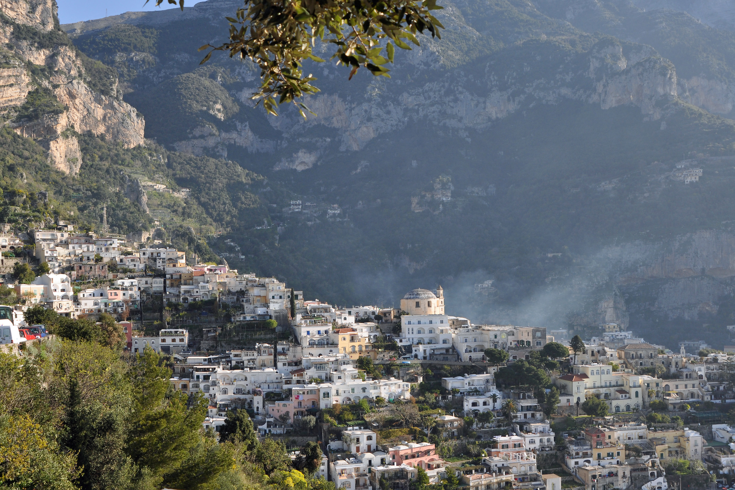 In Positano smoke chimneys ...