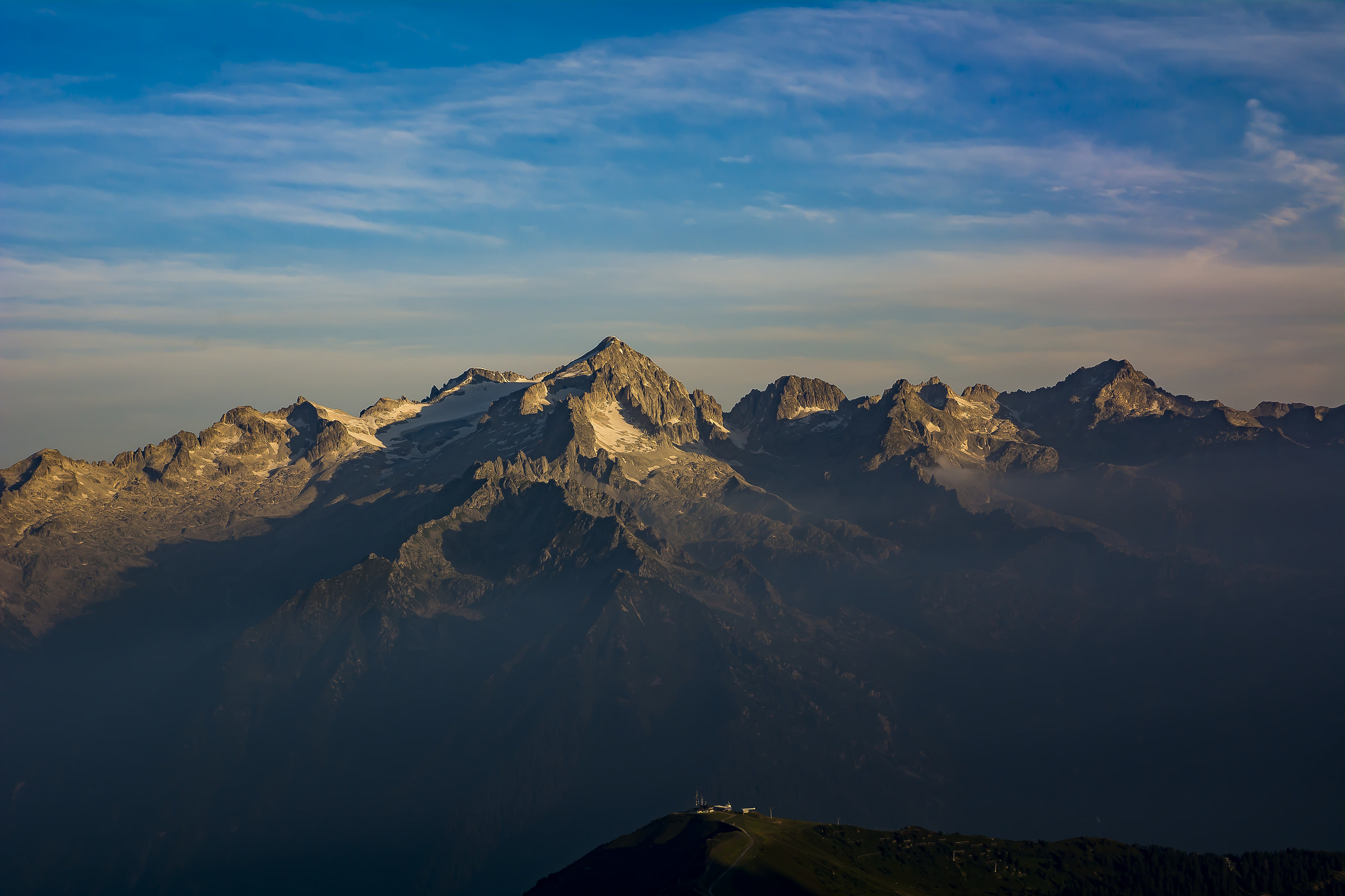 Dawn from the shelter