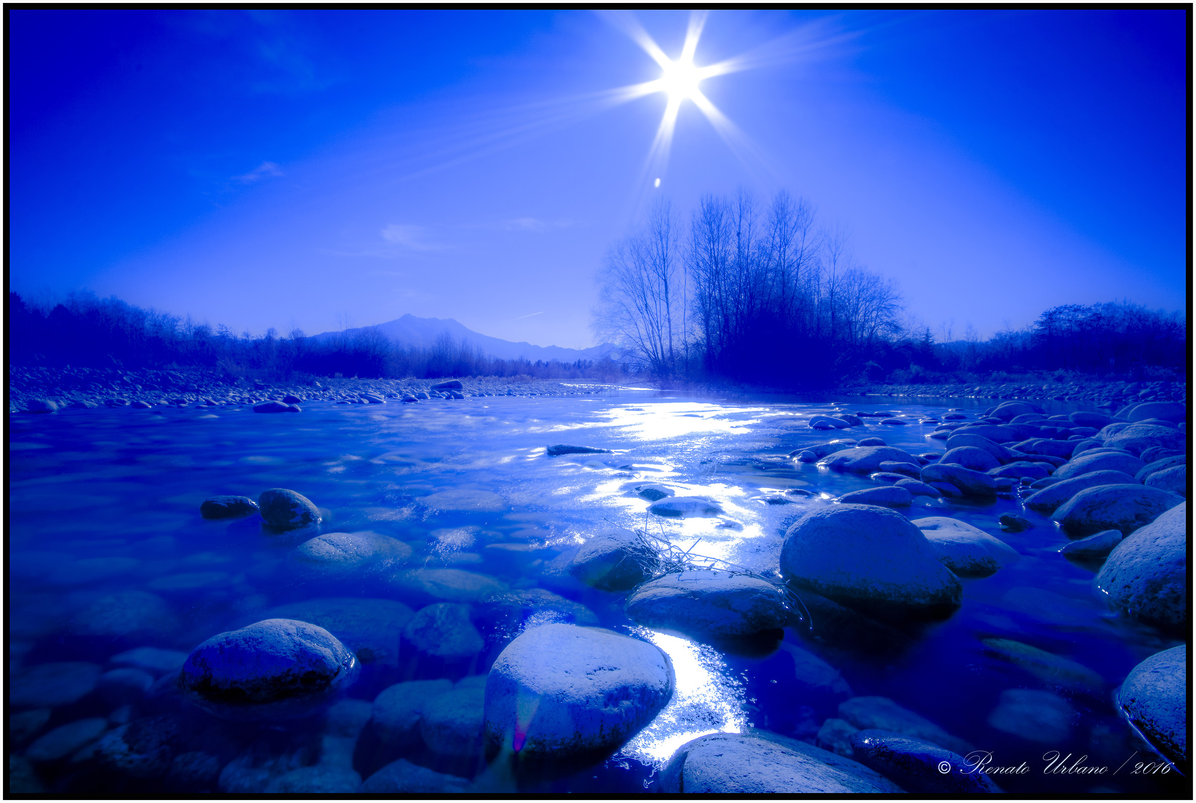 Torrente Gesso in blue