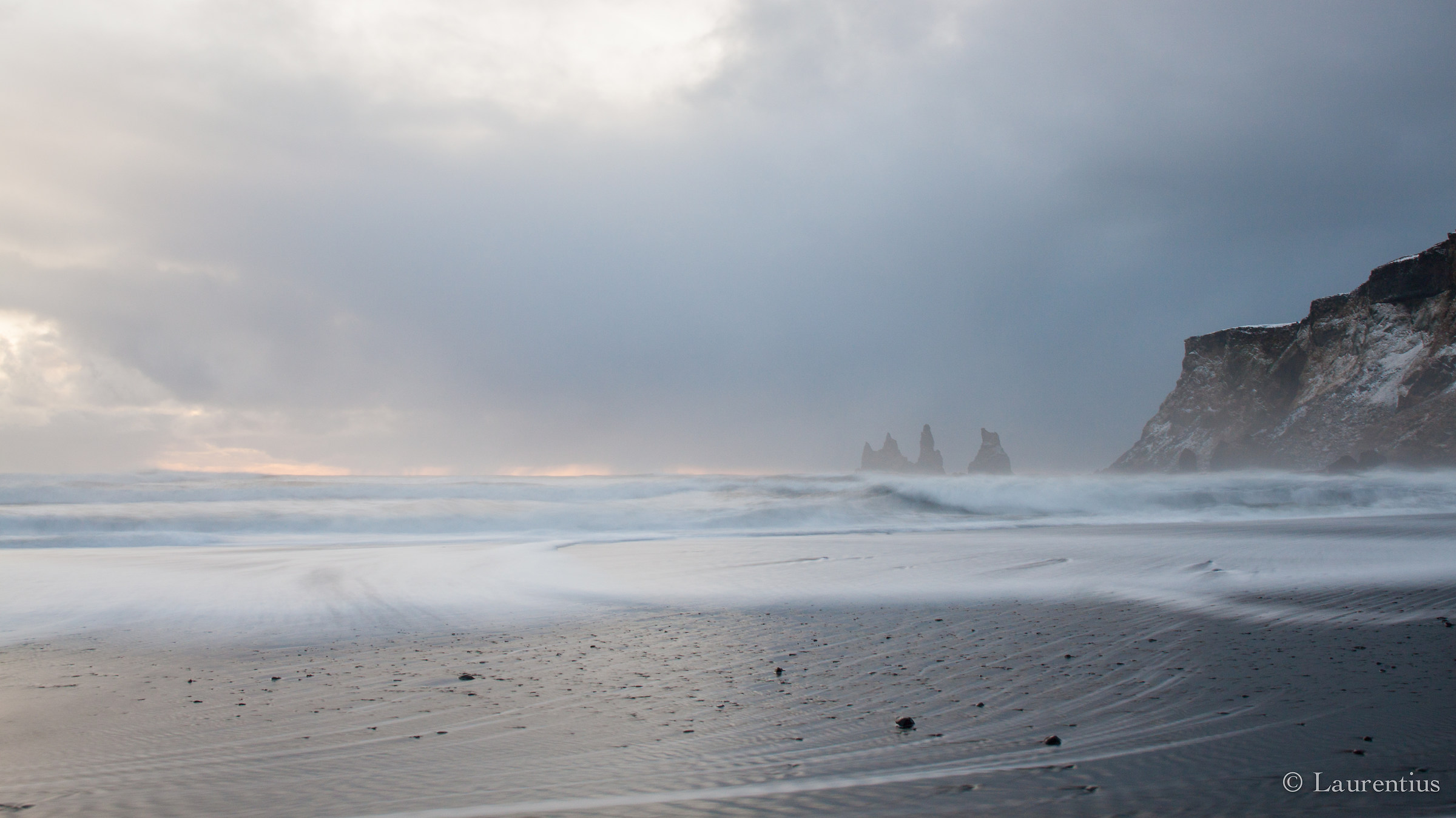 Vík, stormy sea