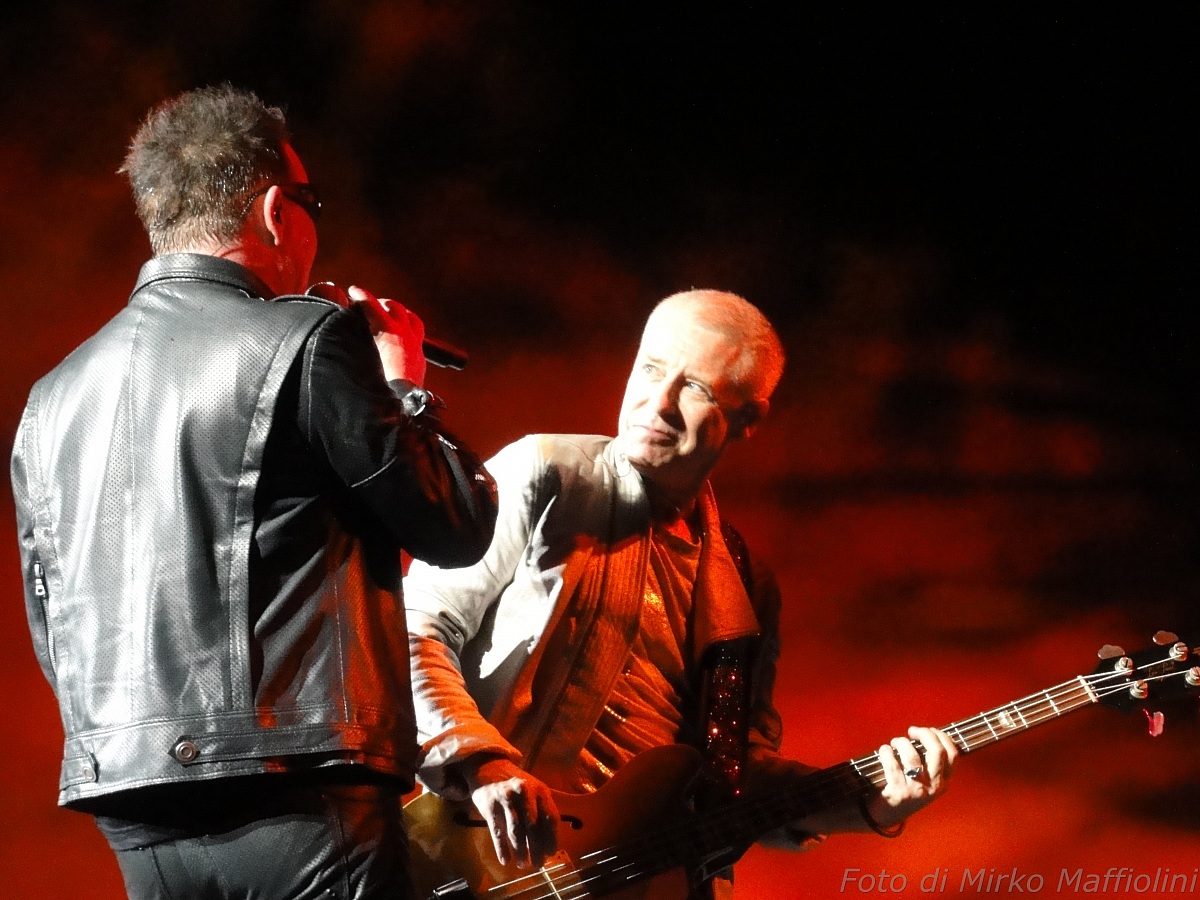 U2 360 world tour - auckland 2010