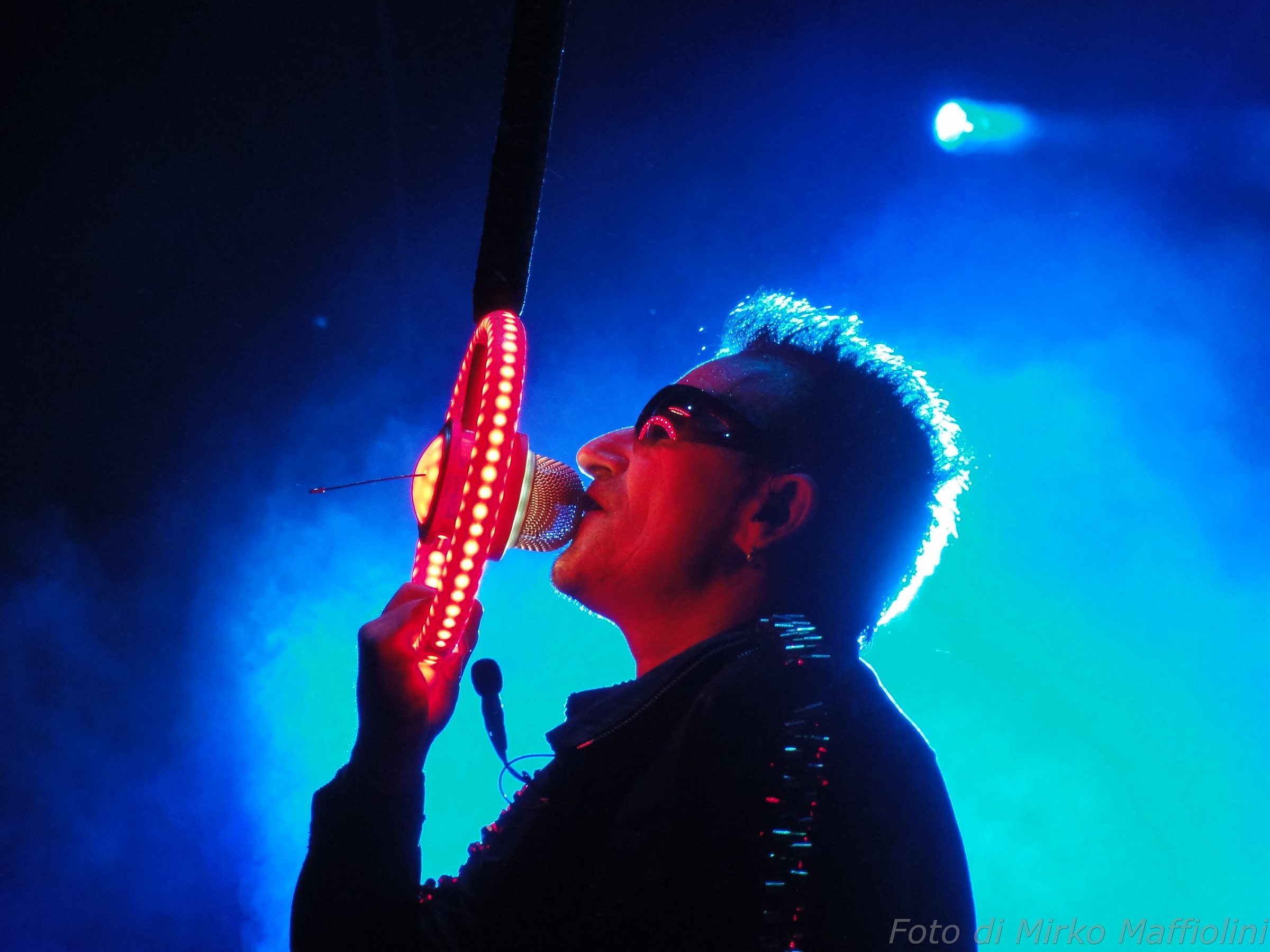 U2 360 world tour - auckland 2010