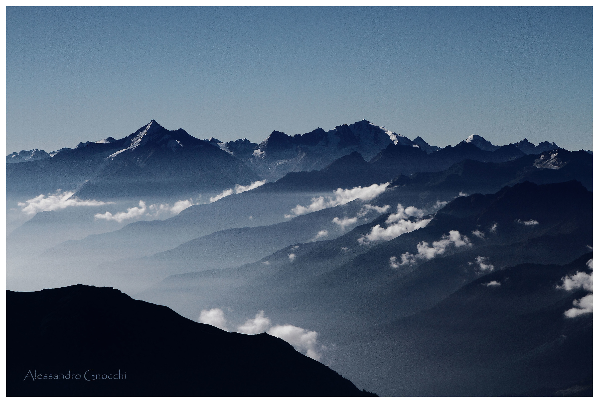 Tops from Helbronner