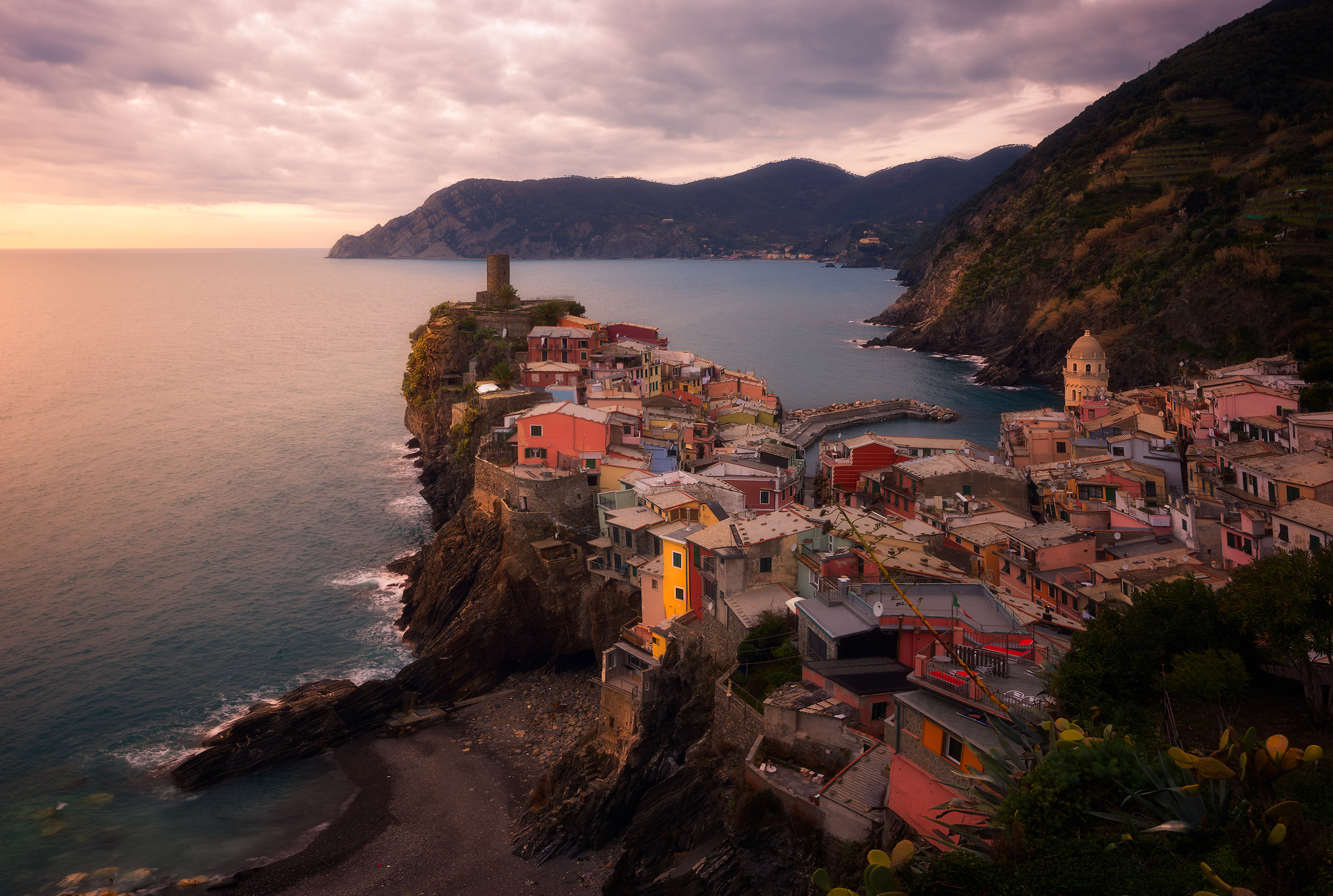 Vernazza Tramonto