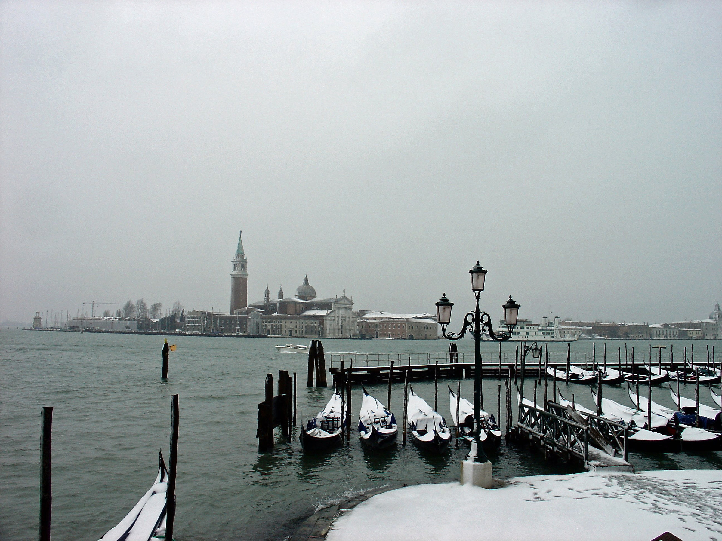 Snow in Venice