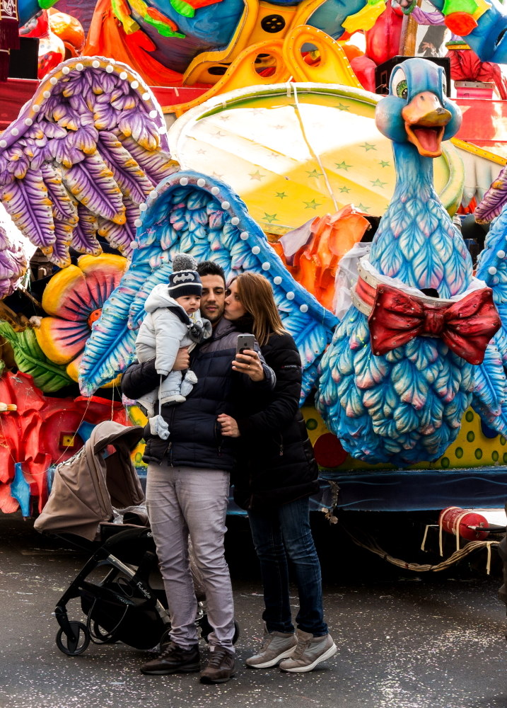 Un bacio in punta di piedi