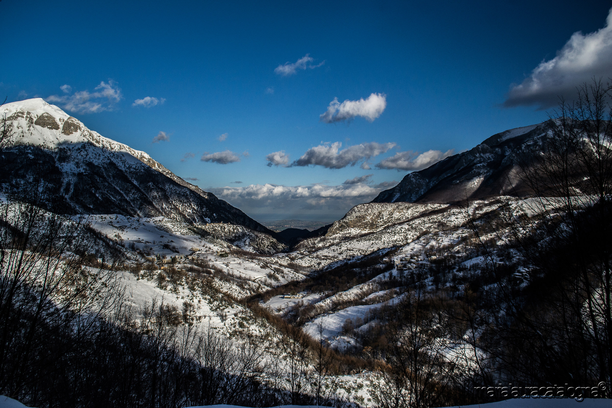 Macchia da Sole e Macchia da Borea tra i monti Gemelli