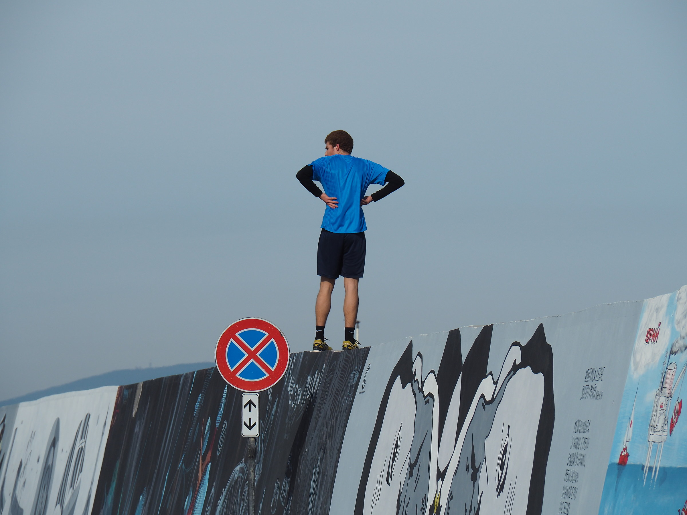 No stopping or standing