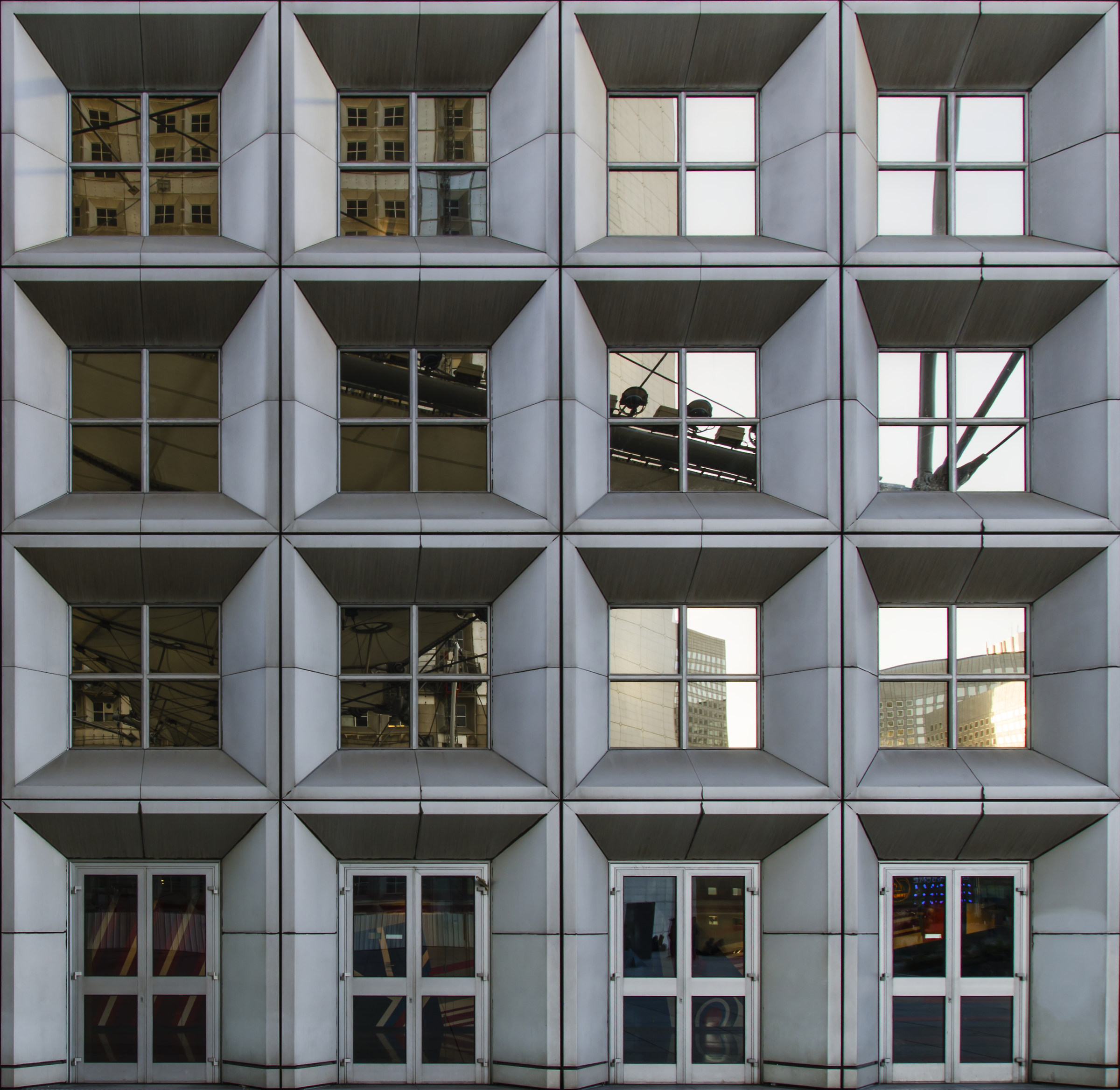 Grande Arche de la Defense (detail)
