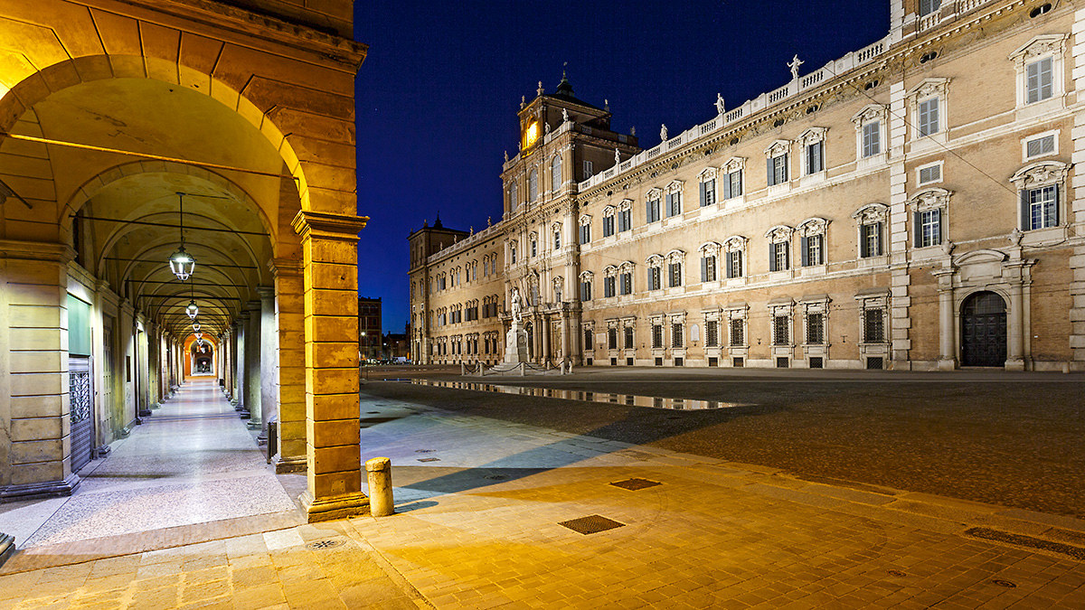 Piazza Roma in Modena