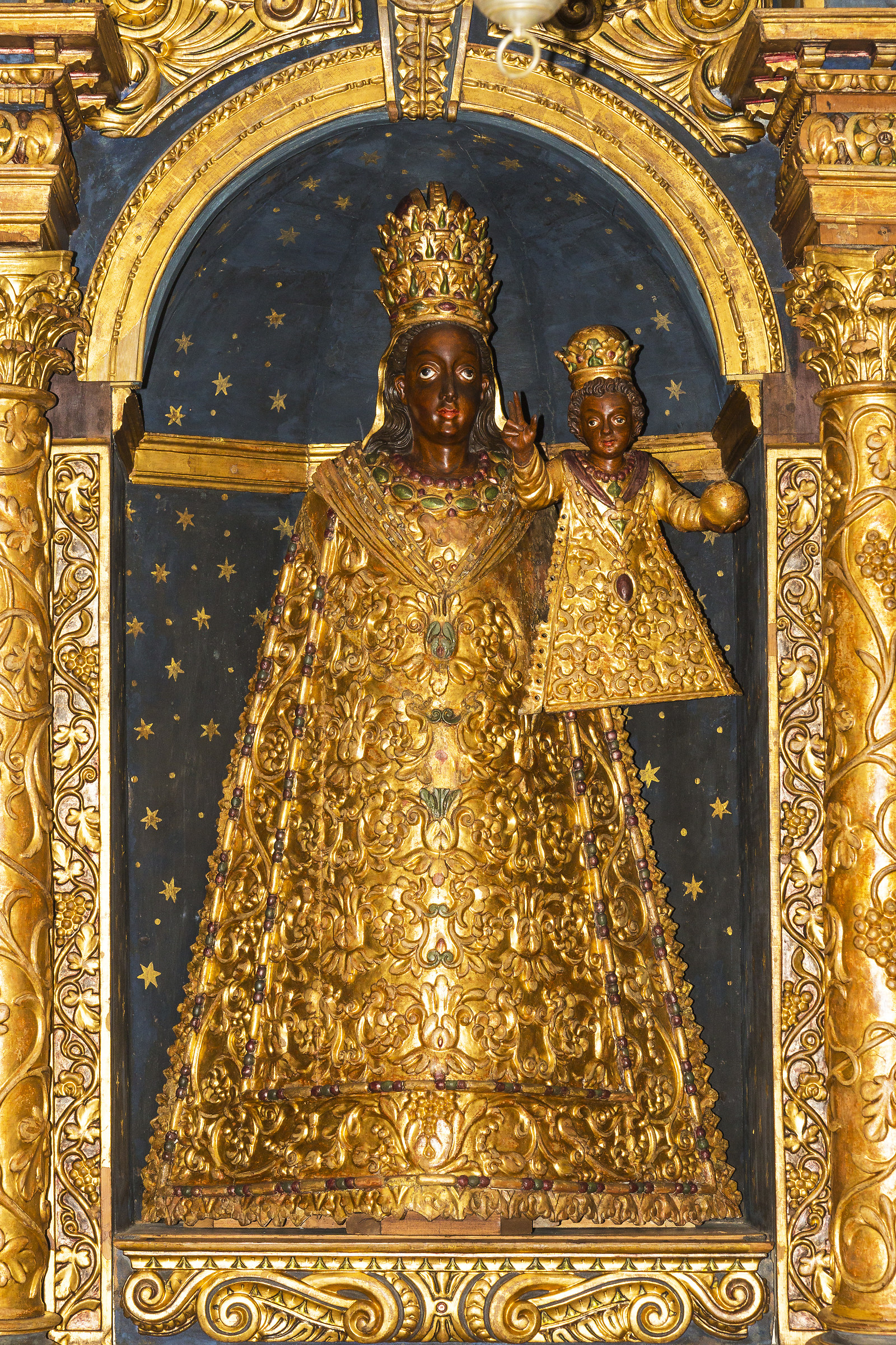 Church of St. Nicholas (Pozza di Fassa) Black Madonna