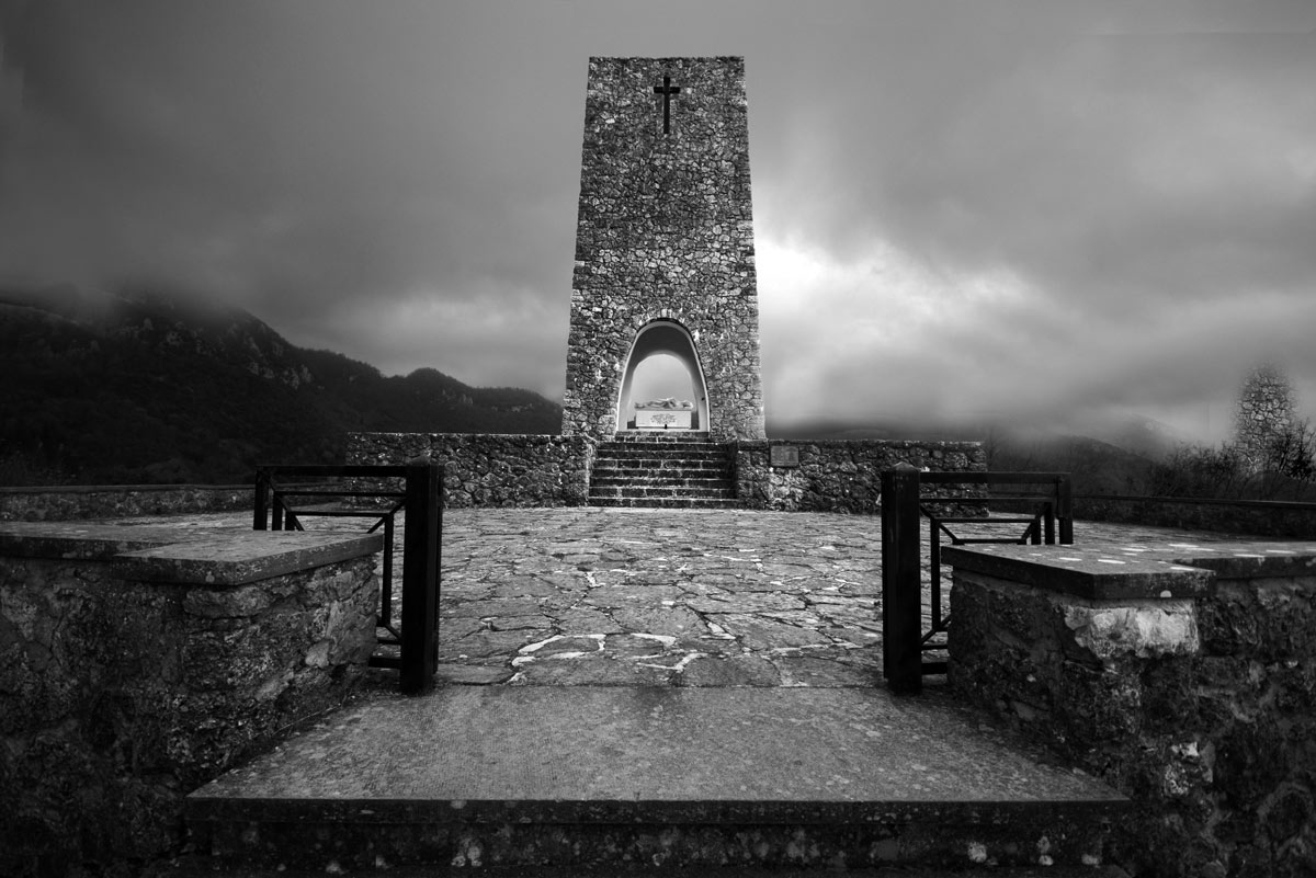 s.anna di Stazzema "L' Ossario"