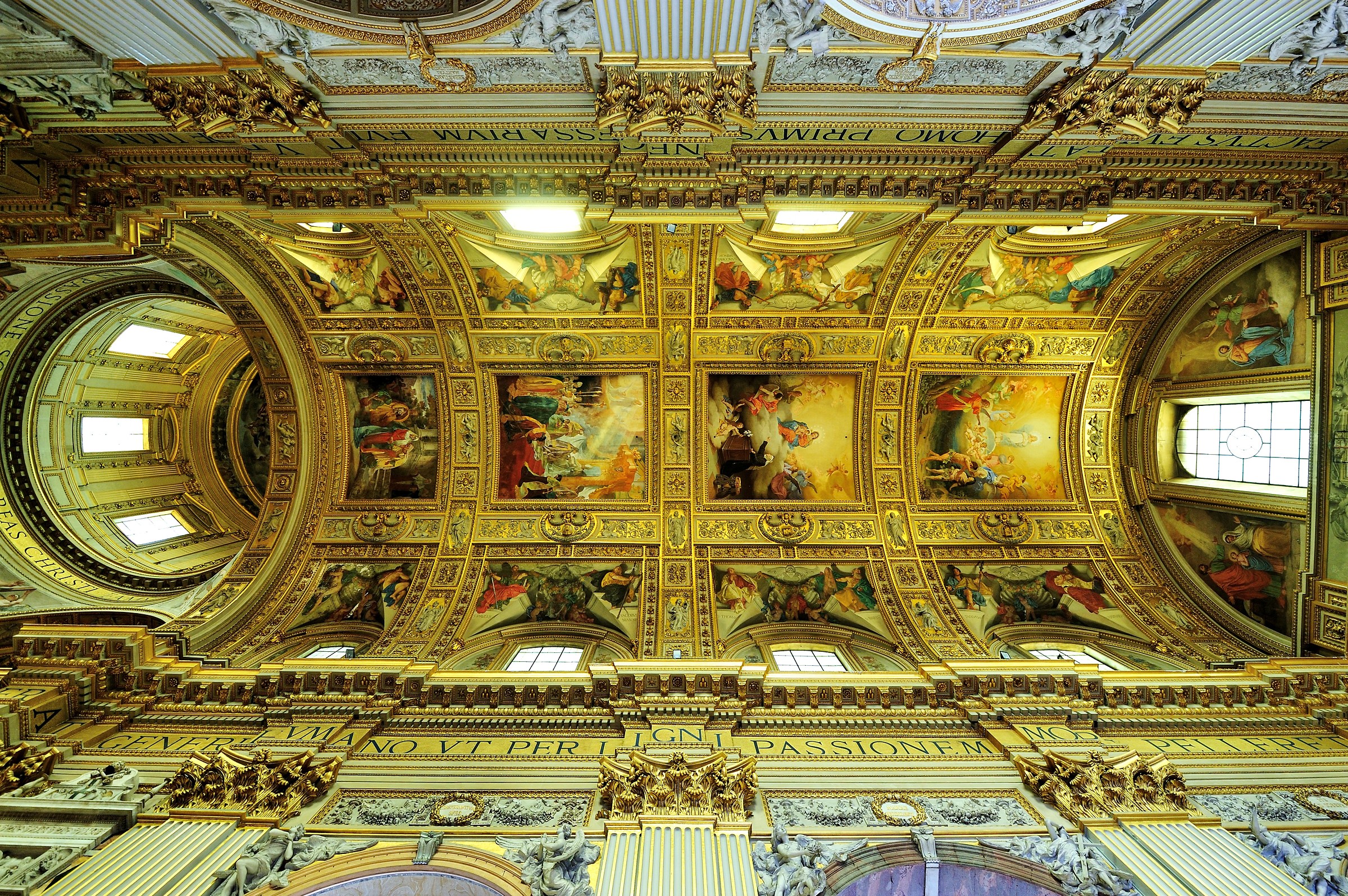 Roma-Interno S.Andrea della Valle