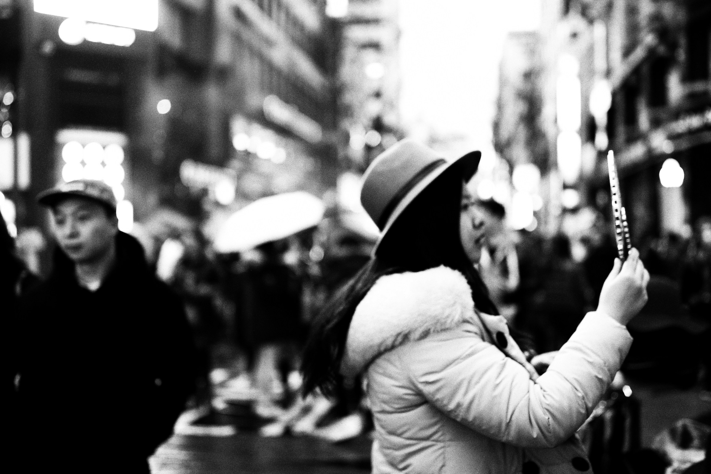 (W) man in the mirror