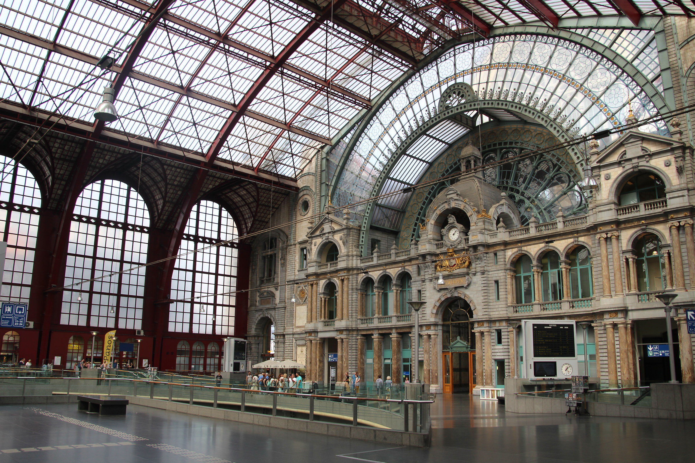 Antwerp station