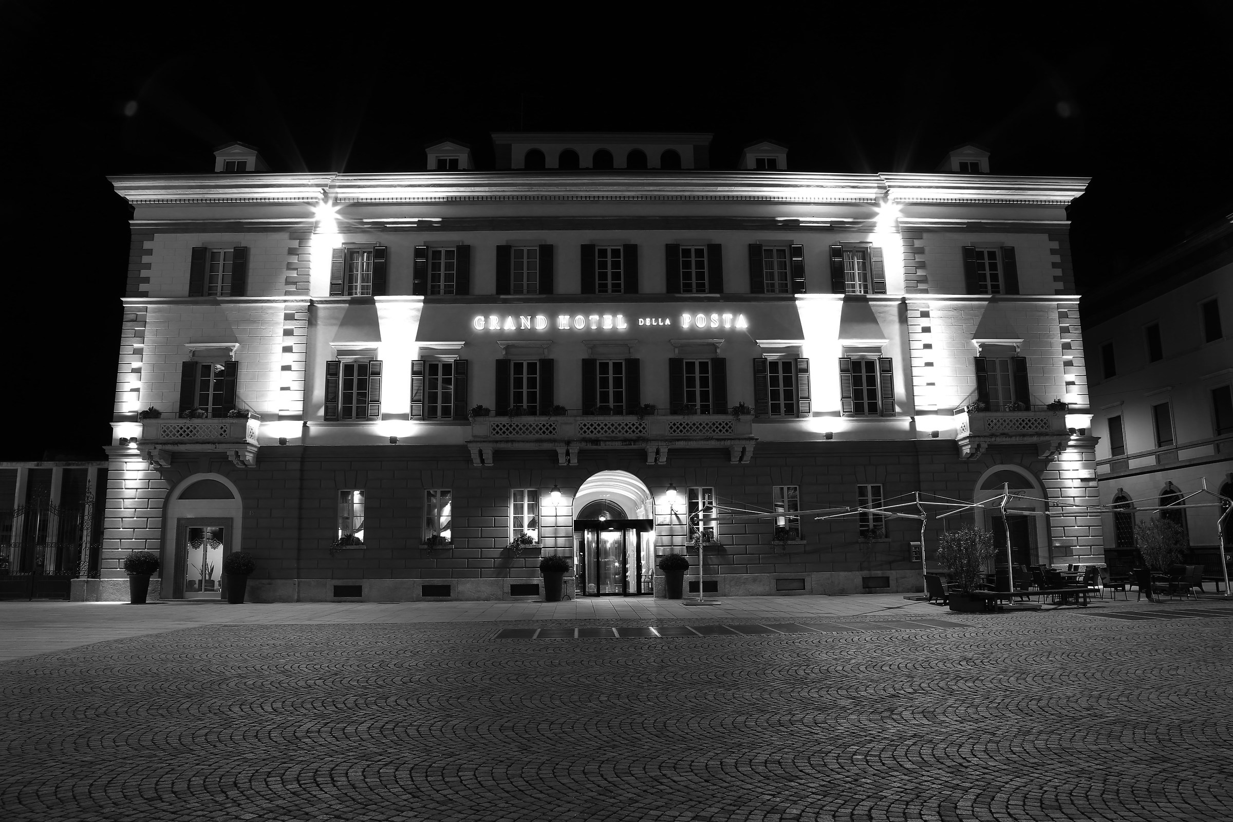 "Garibaldi square sondrio"