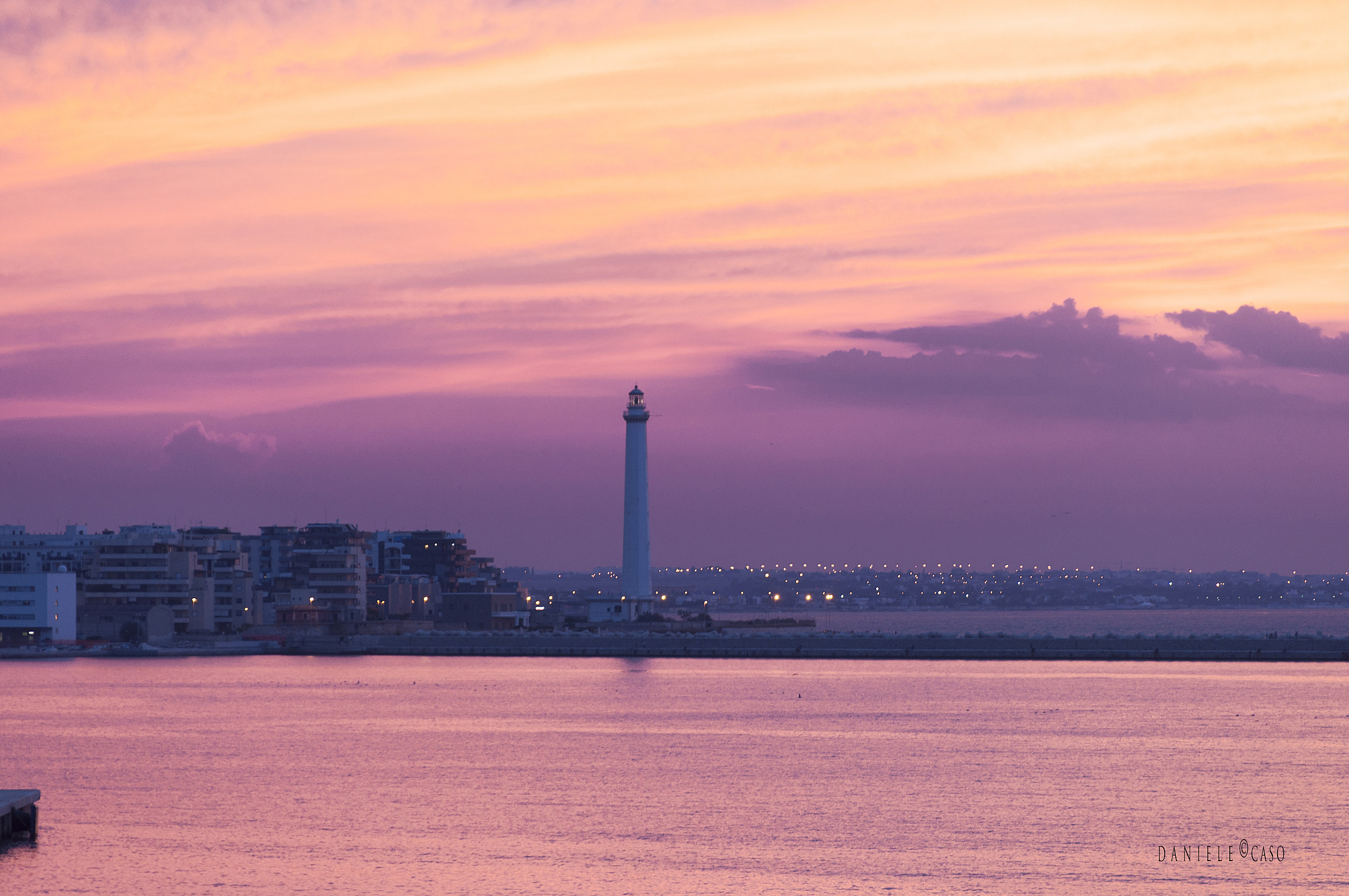 Il faro di Bari