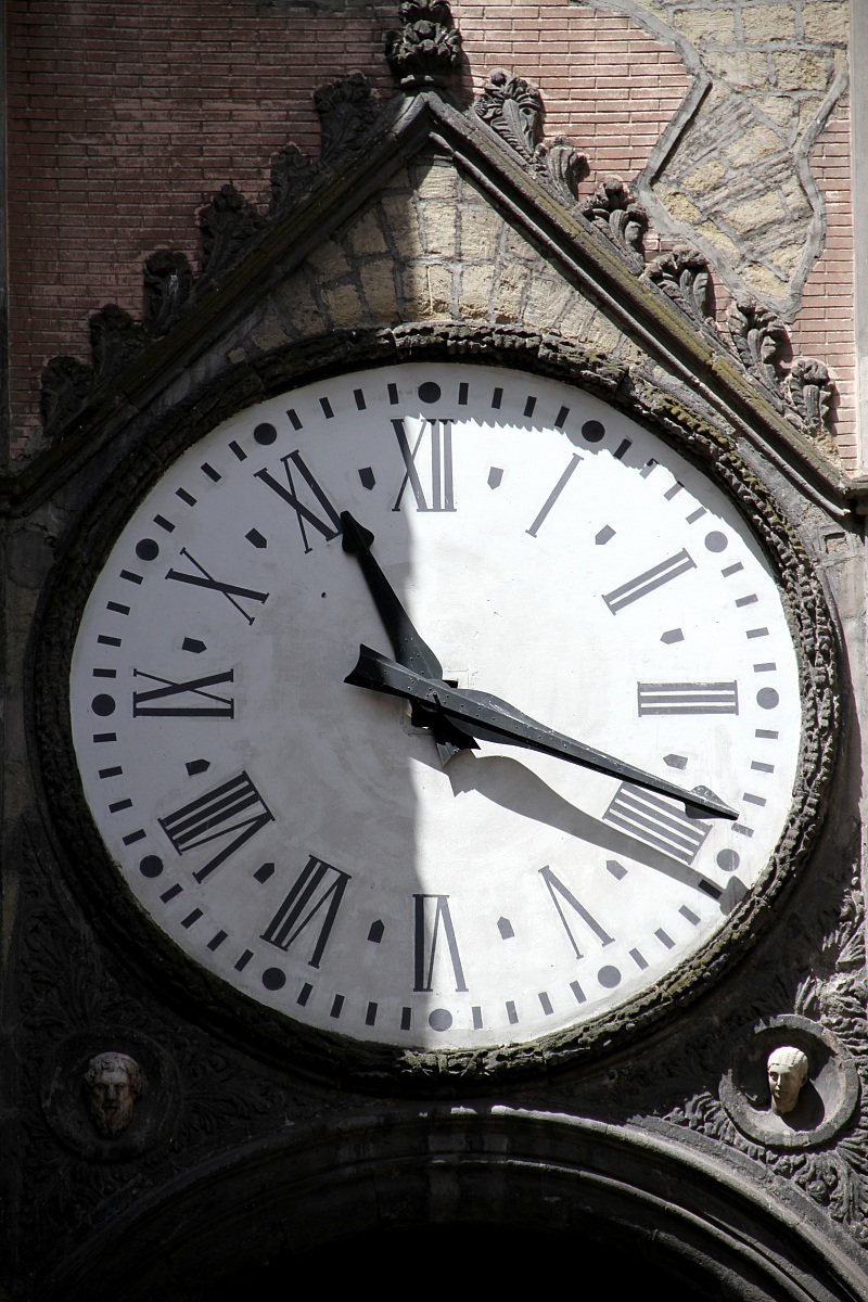 Orologio di Sant'Eligio-Napoli