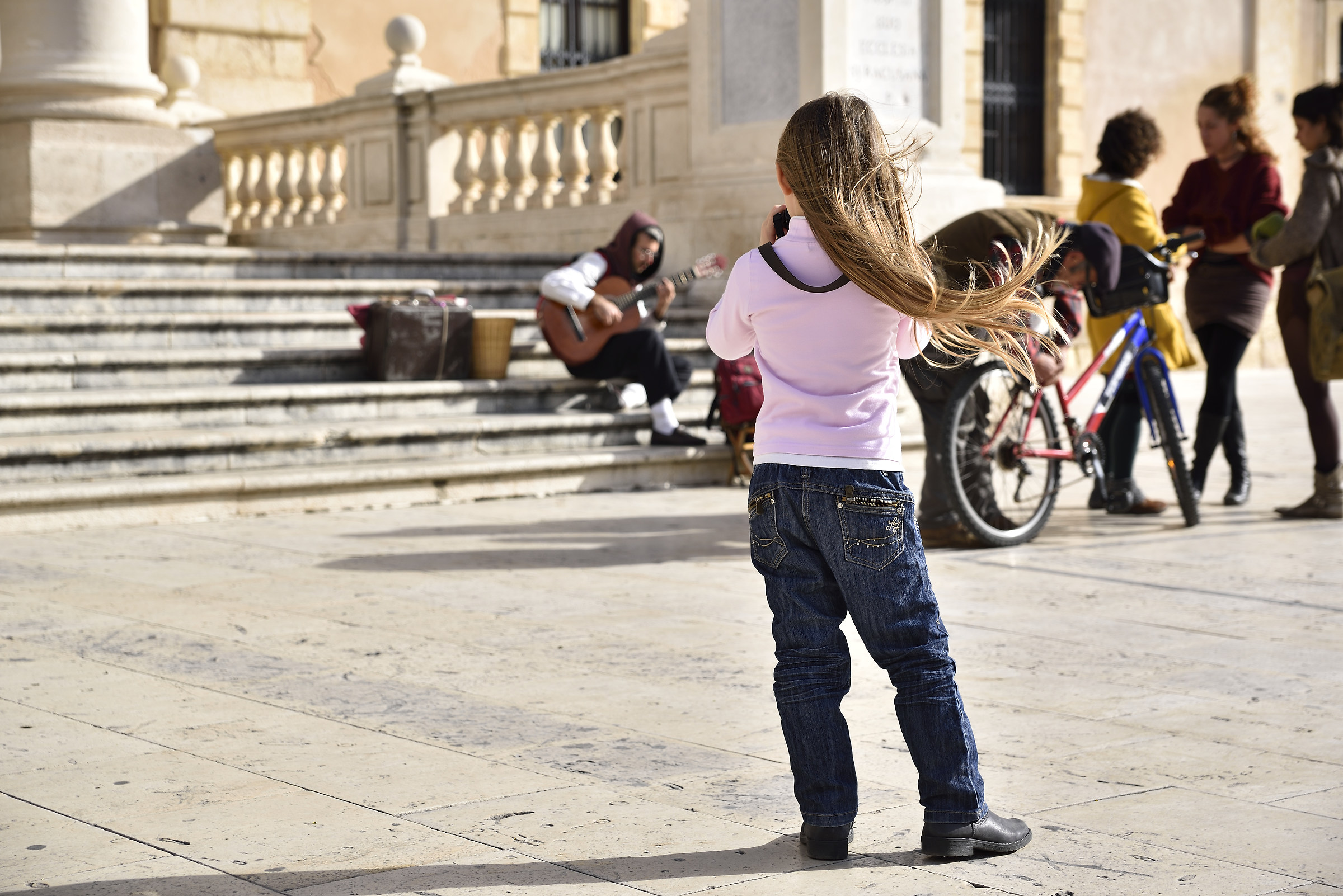 Aurora small photographer